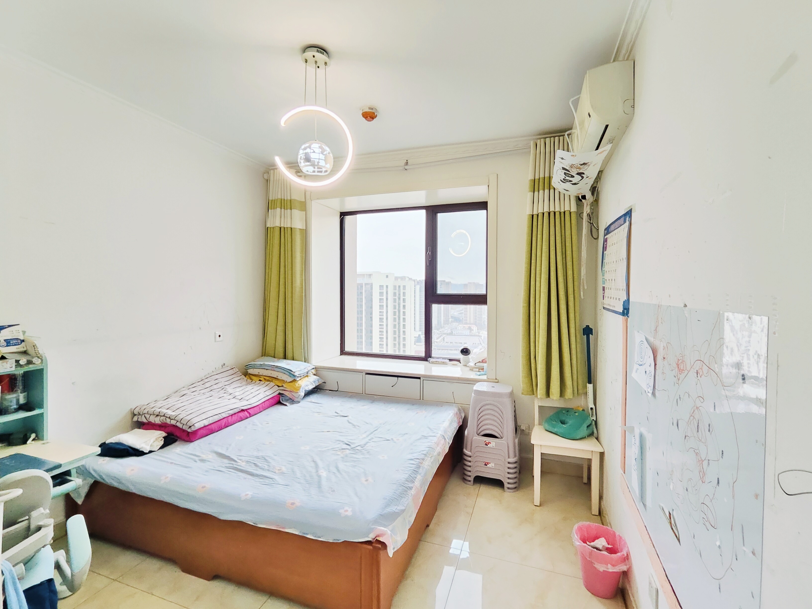 海尔云世界滟澜公馆花园