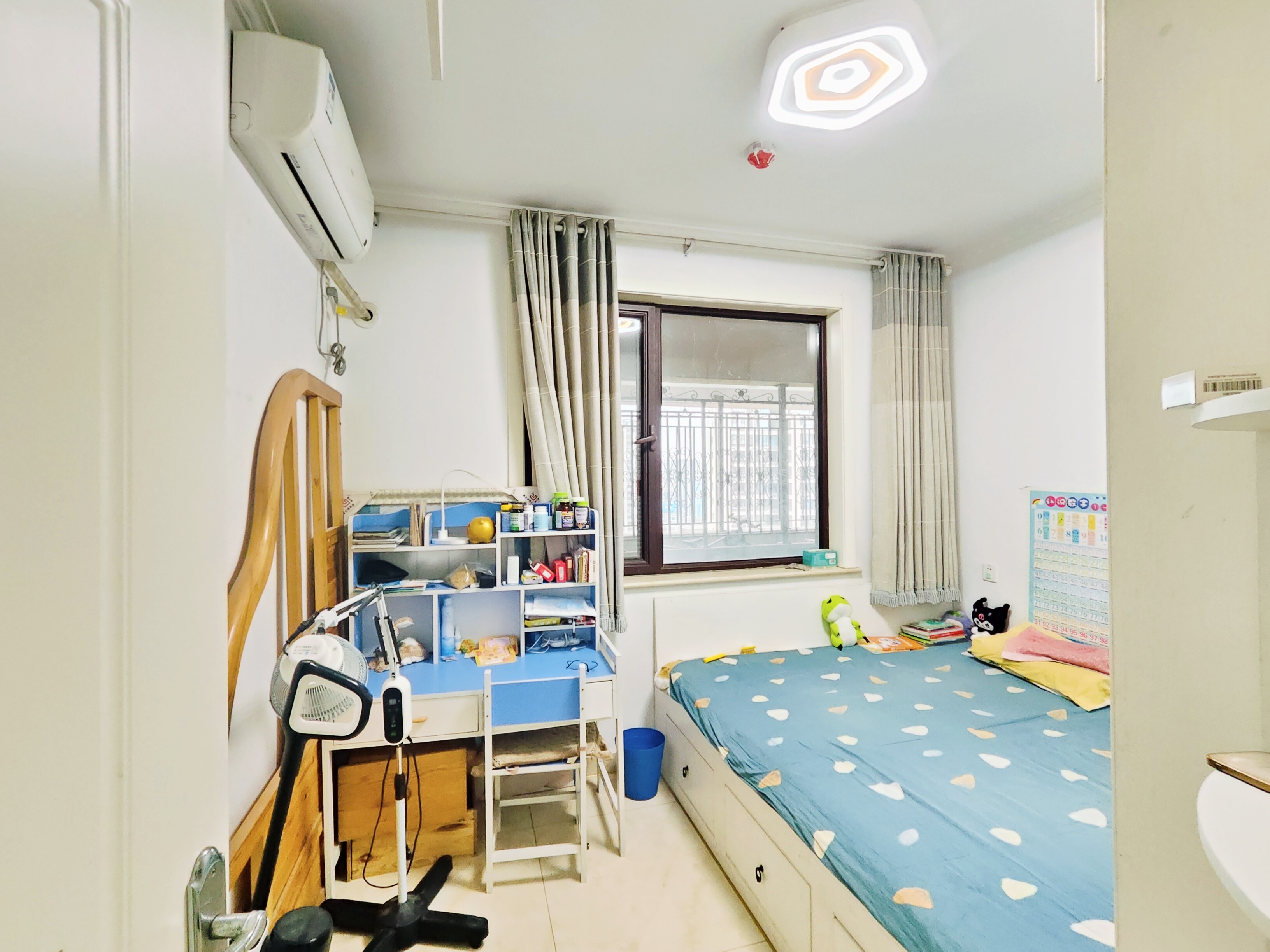 海尔云世界滟澜公馆花园