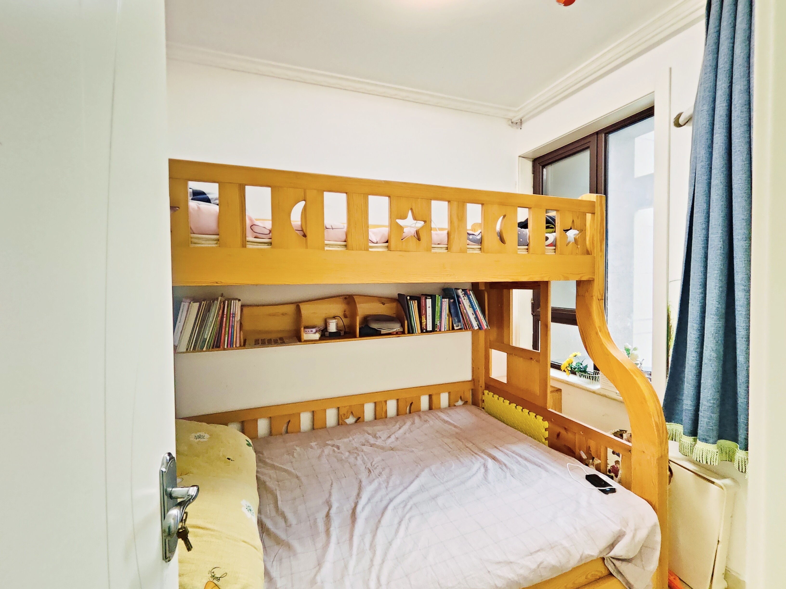 海尔云世界滟澜公馆花园