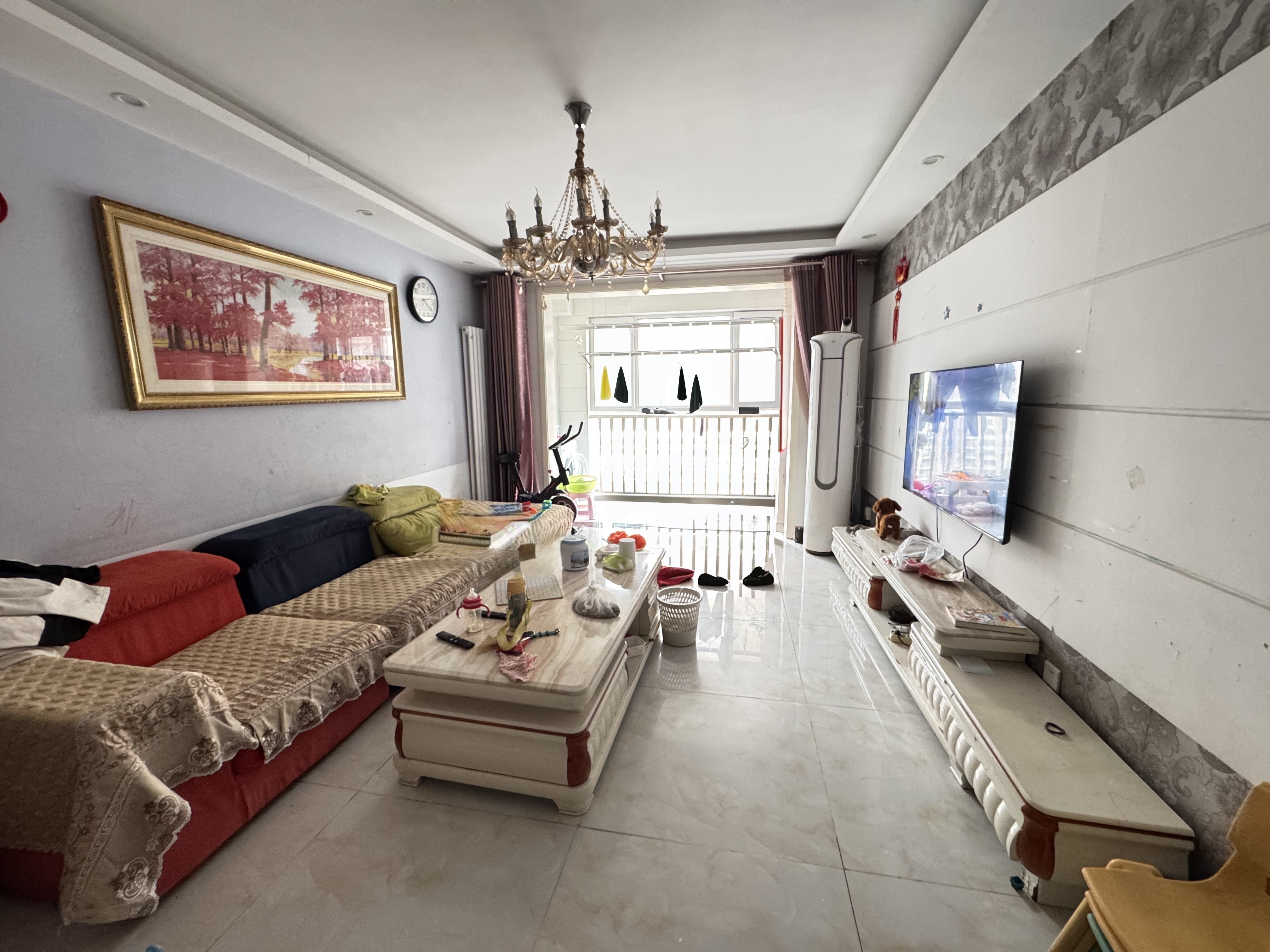 整租·鲁商凤凰城2居室精装,近地铁随时看房