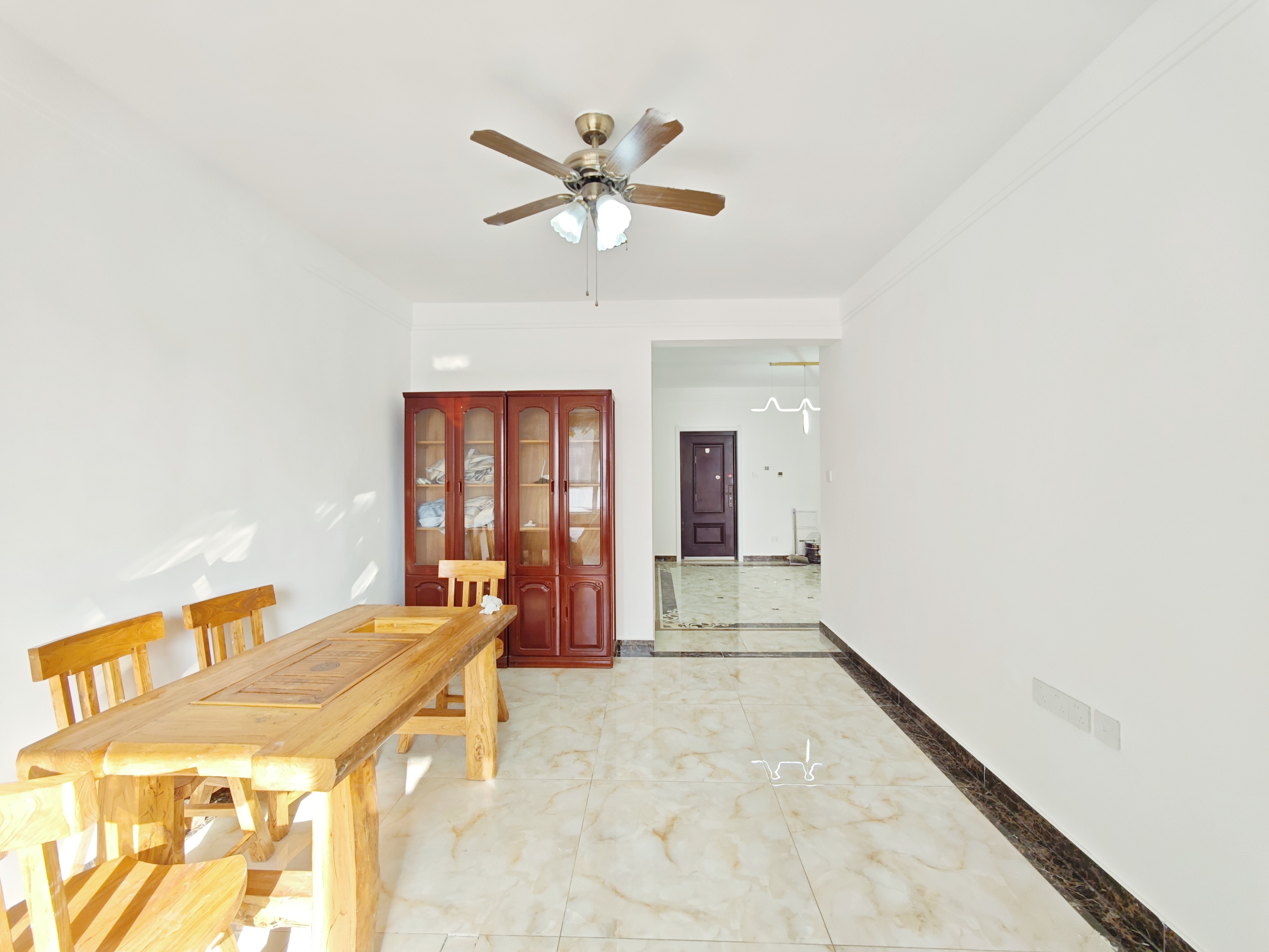  西城济水上苑2居室低楼层,近地铁随时看房