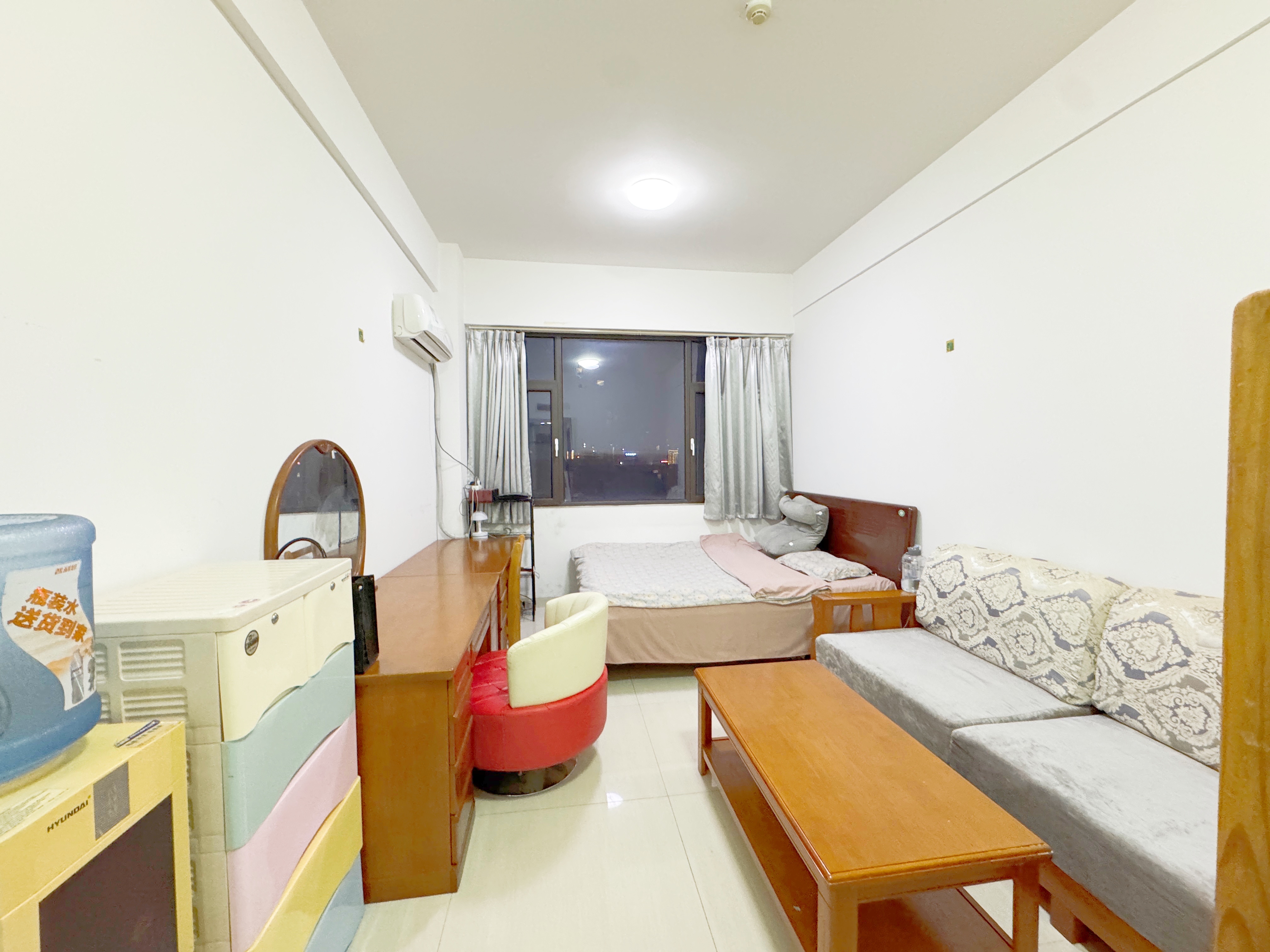  中凡鲁鼎广场1居室中楼层,近地铁随时看房