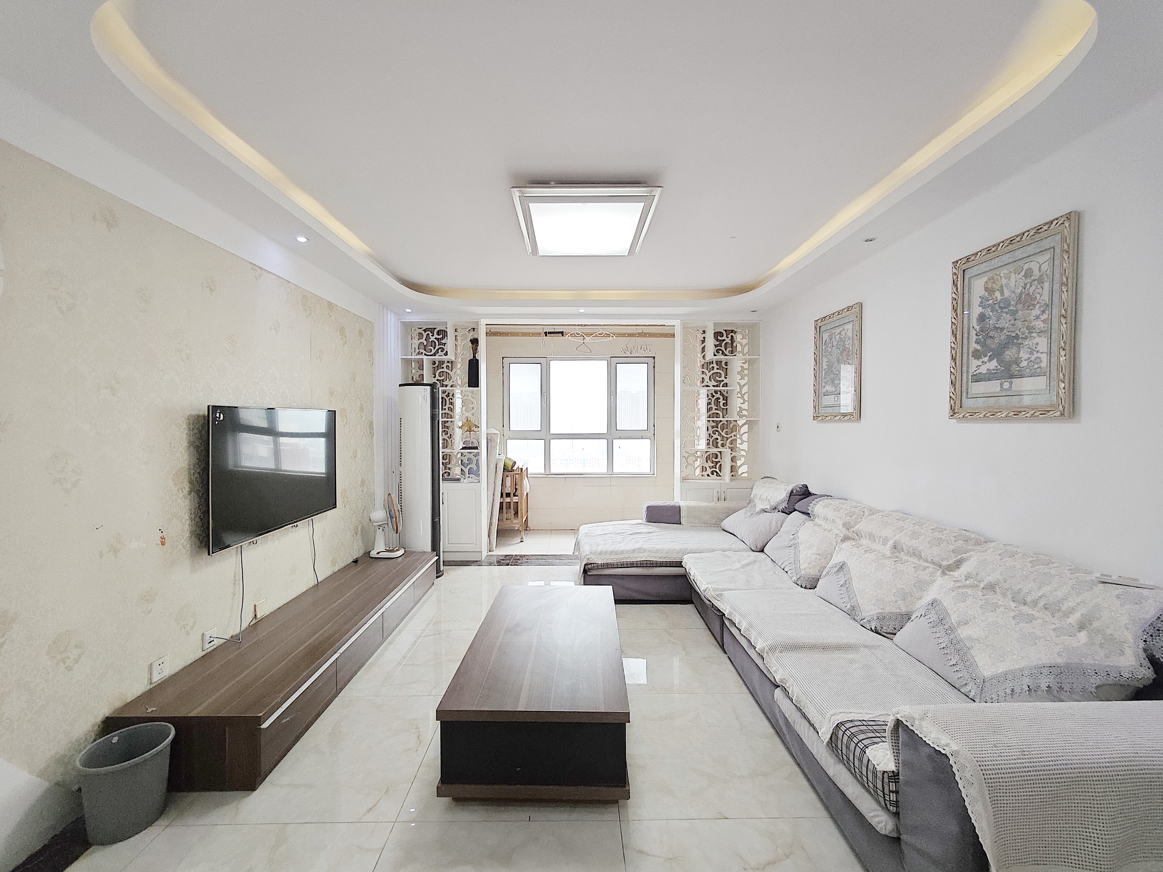  7号地铁300米！单价11XXX上车！汉峪金谷南，中间楼层