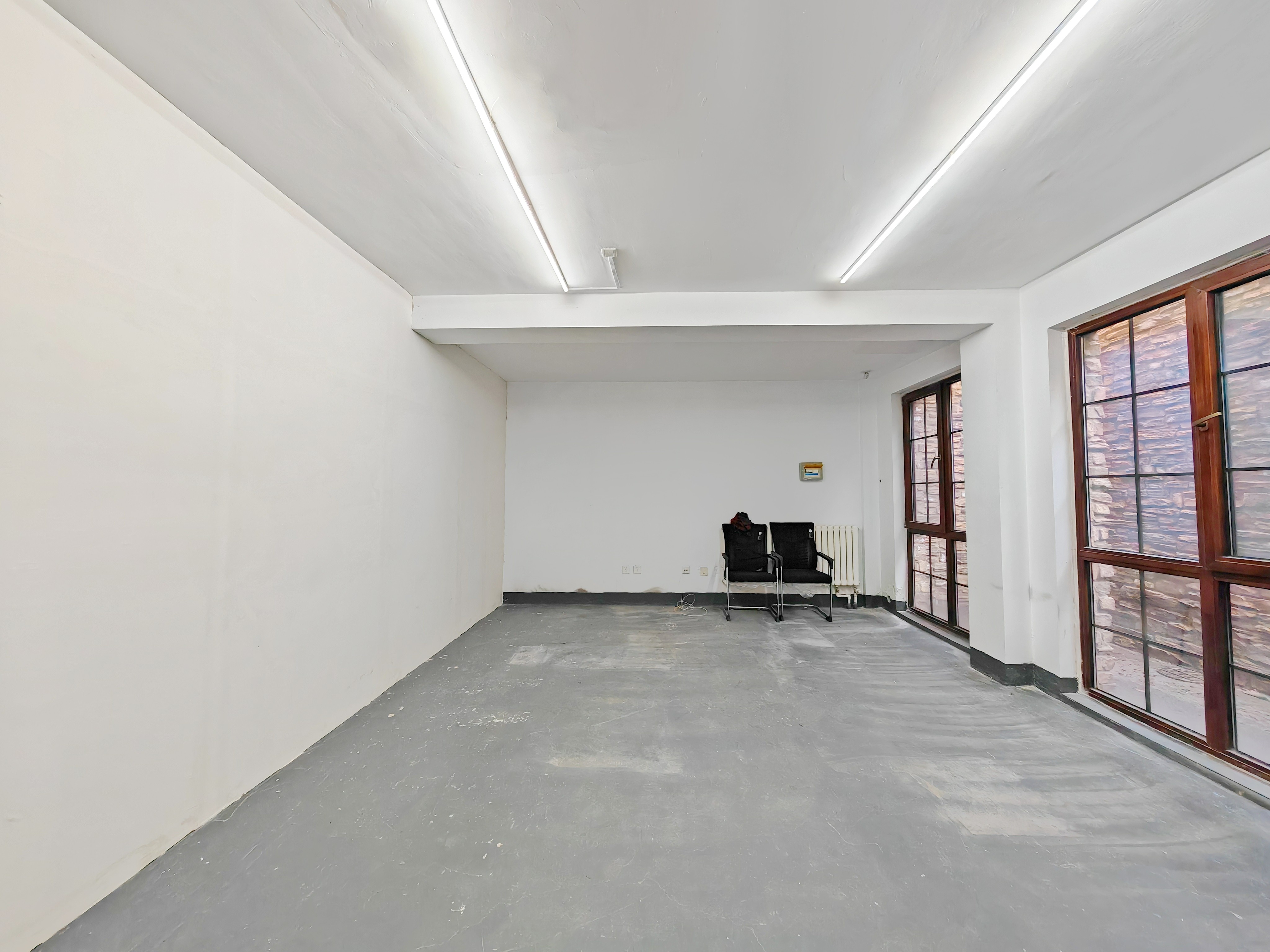  康桥圣菲双拼别墅，大院子，随时看房！