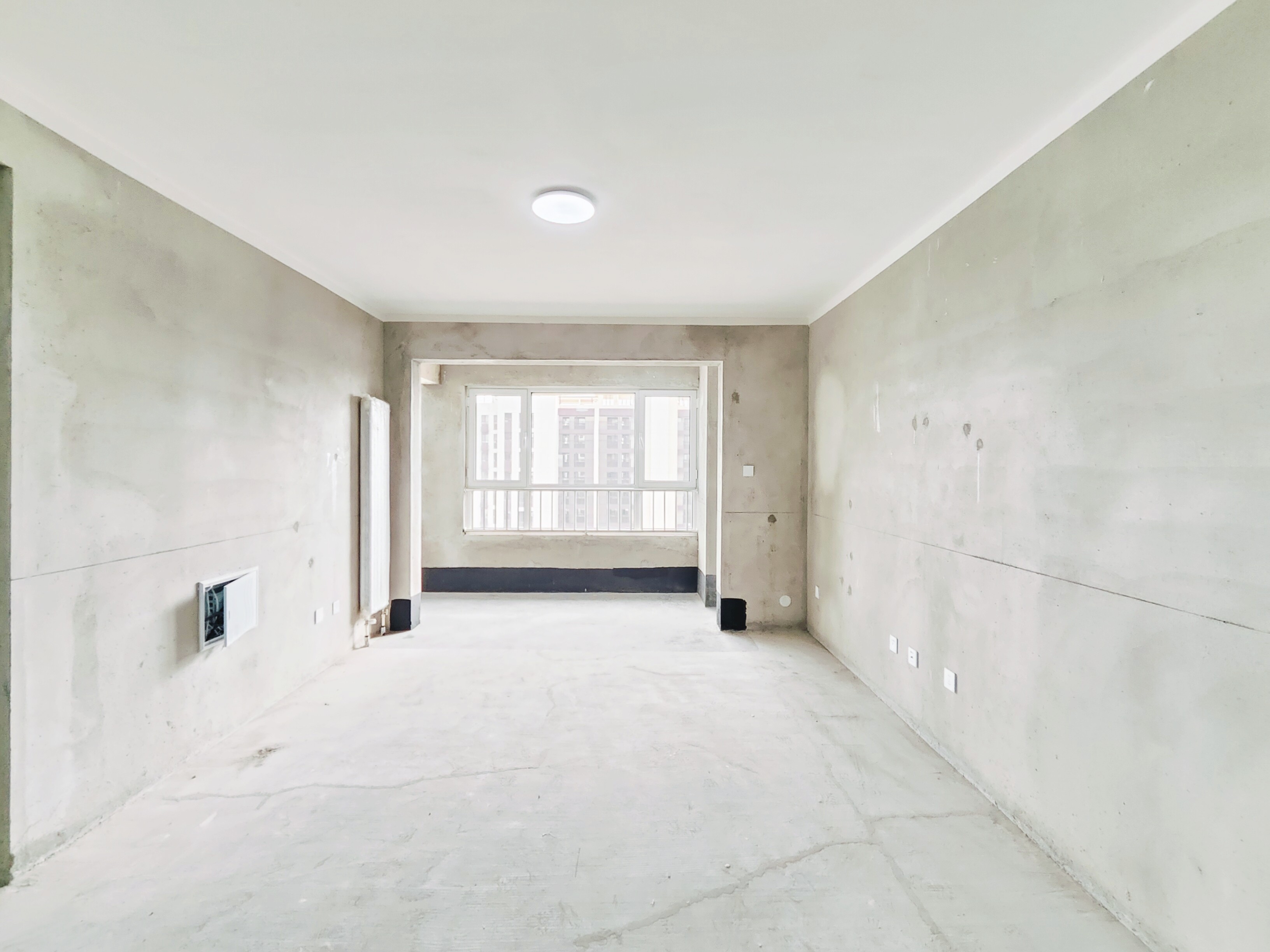  百一十里湖畔3居室高楼层,近地铁随时看房