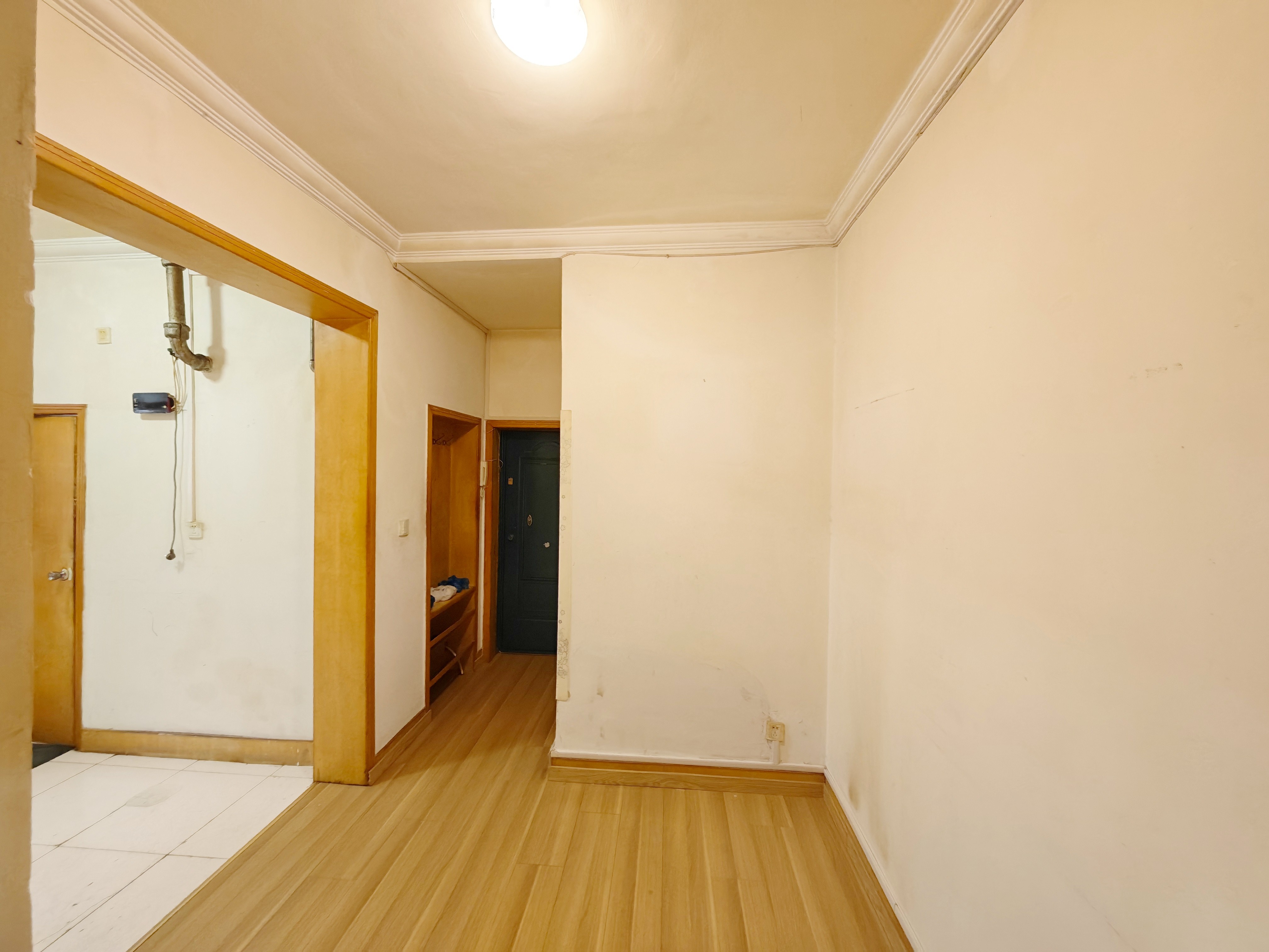  一楼带小院！地铁房！千佛山医院东邻！省科学院宿舍！省中医南邻