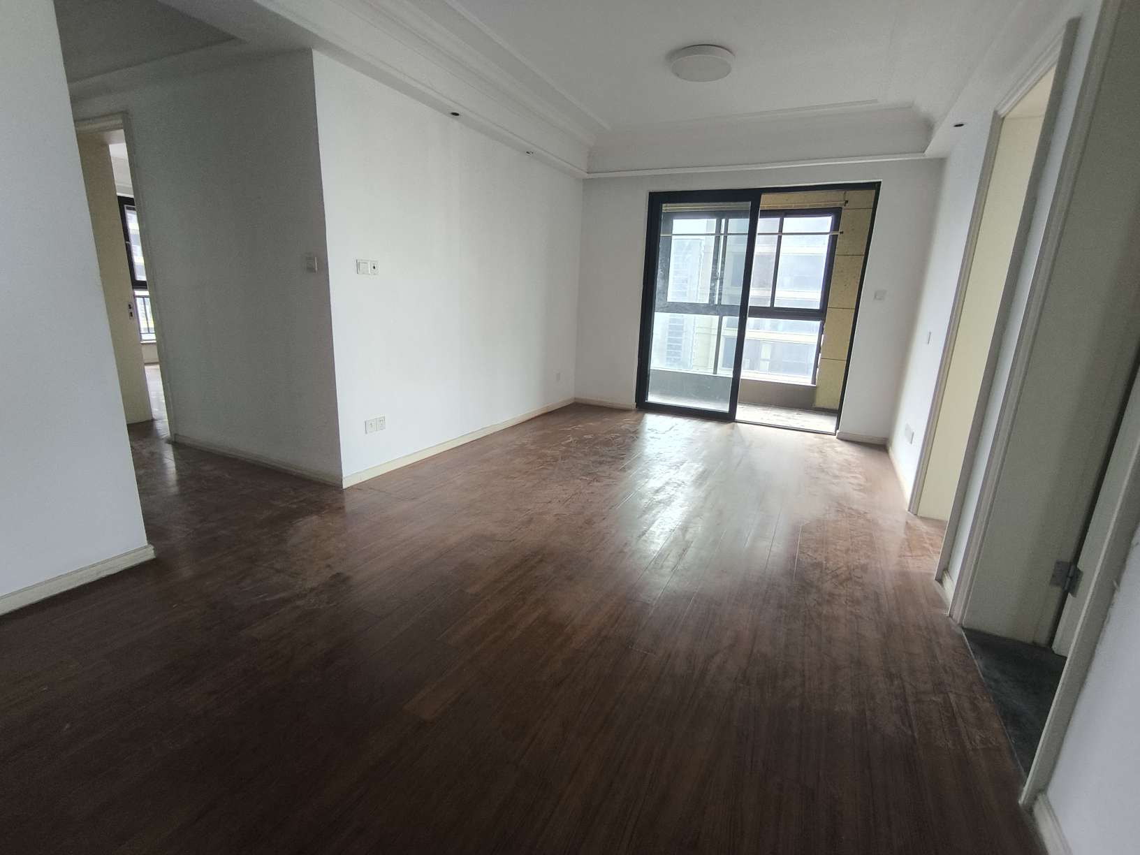 翠屏诚园4室2厅96㎡200万