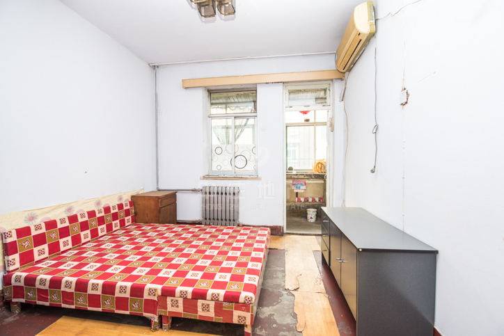 建国小经六路单位宿舍