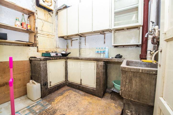 建国小经六路单位宿舍