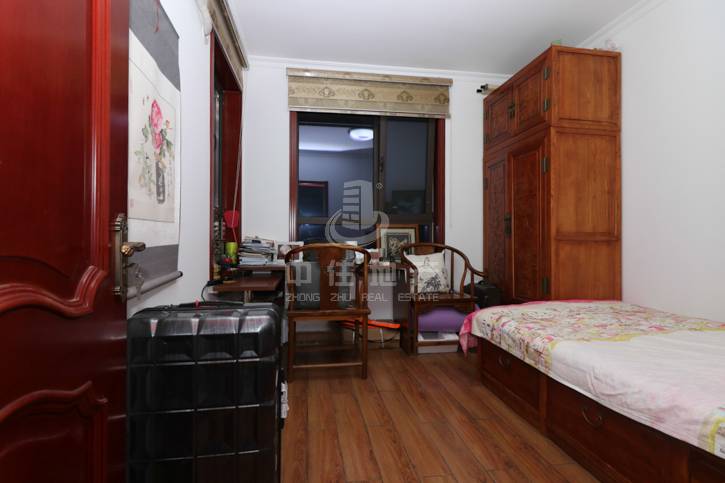 鲁邦奥林逸城东区