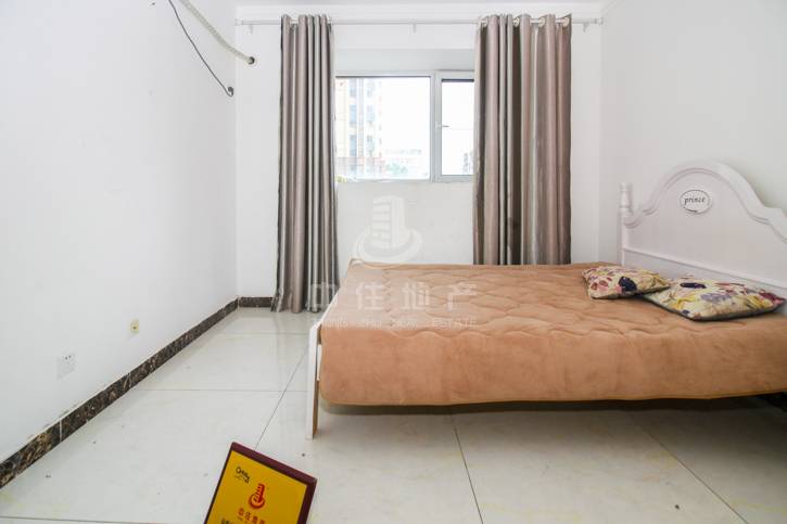  花园东路 凯旋公馆  南北