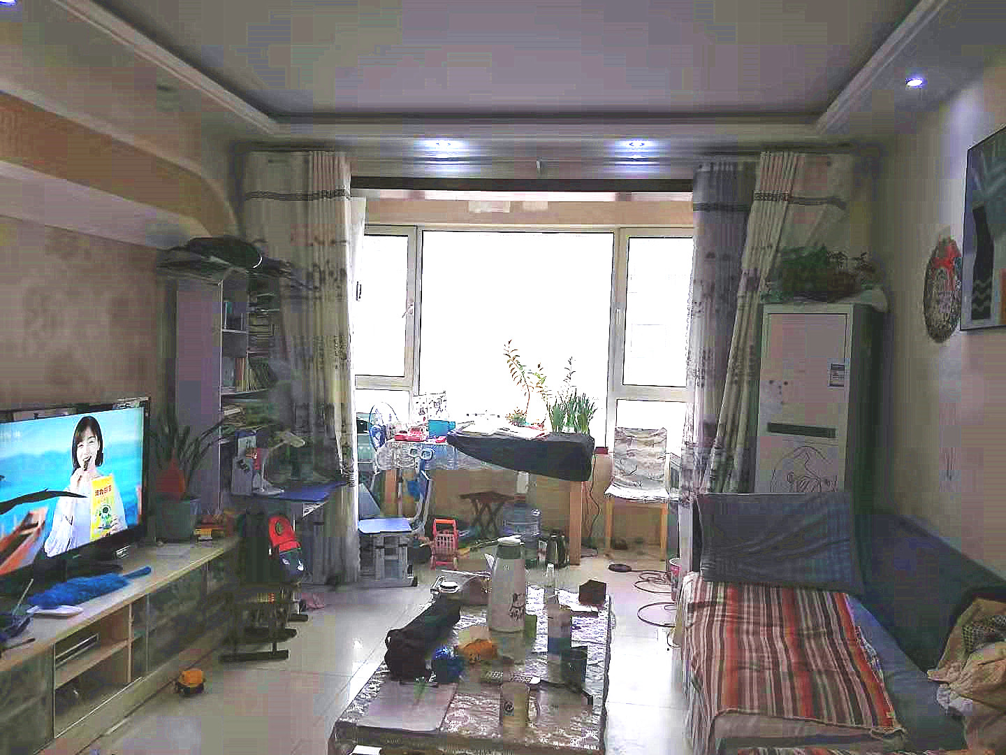  万象新天  67复式 使用面积180平  免高税  急售
