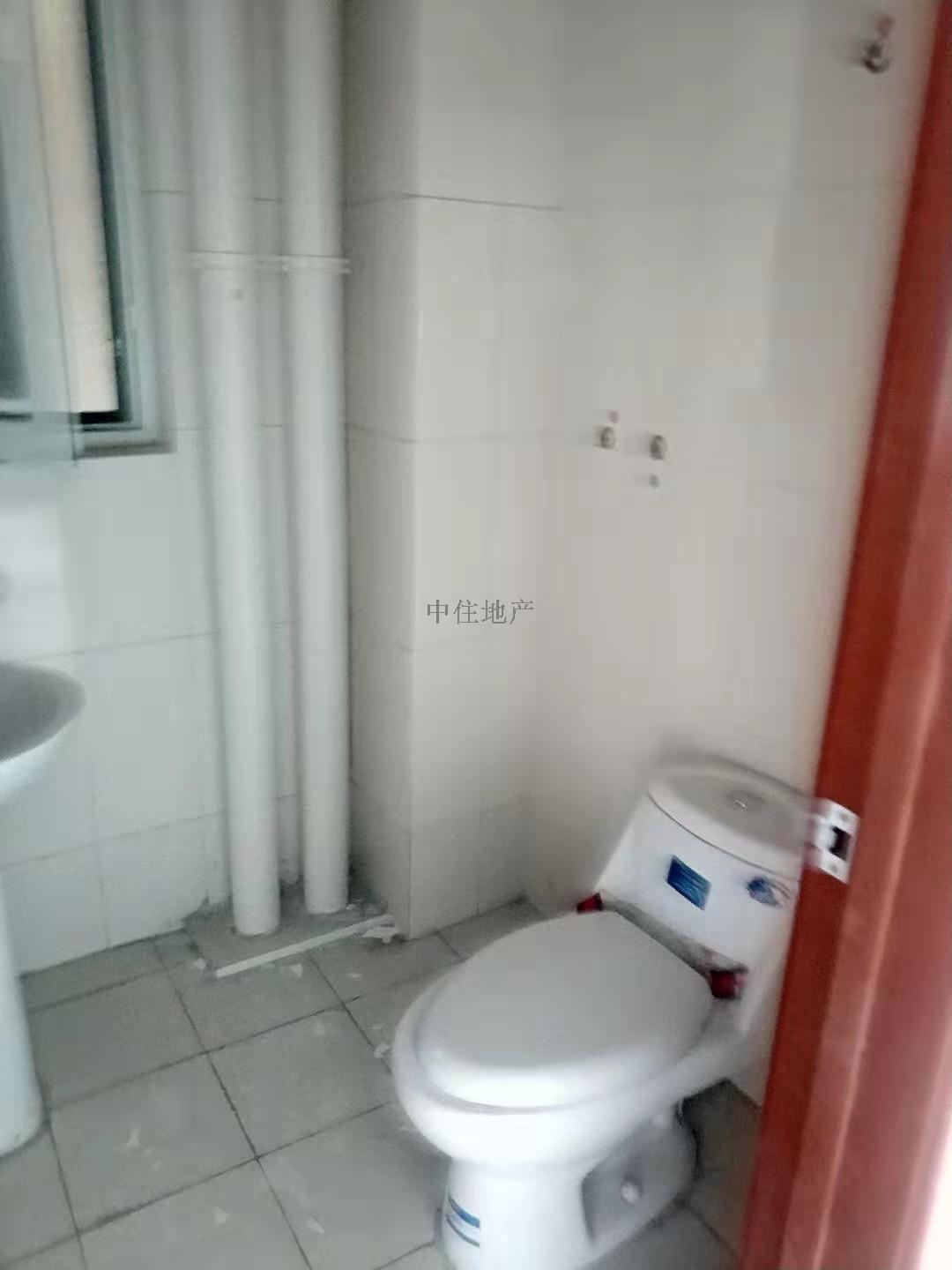 卢浮公寓