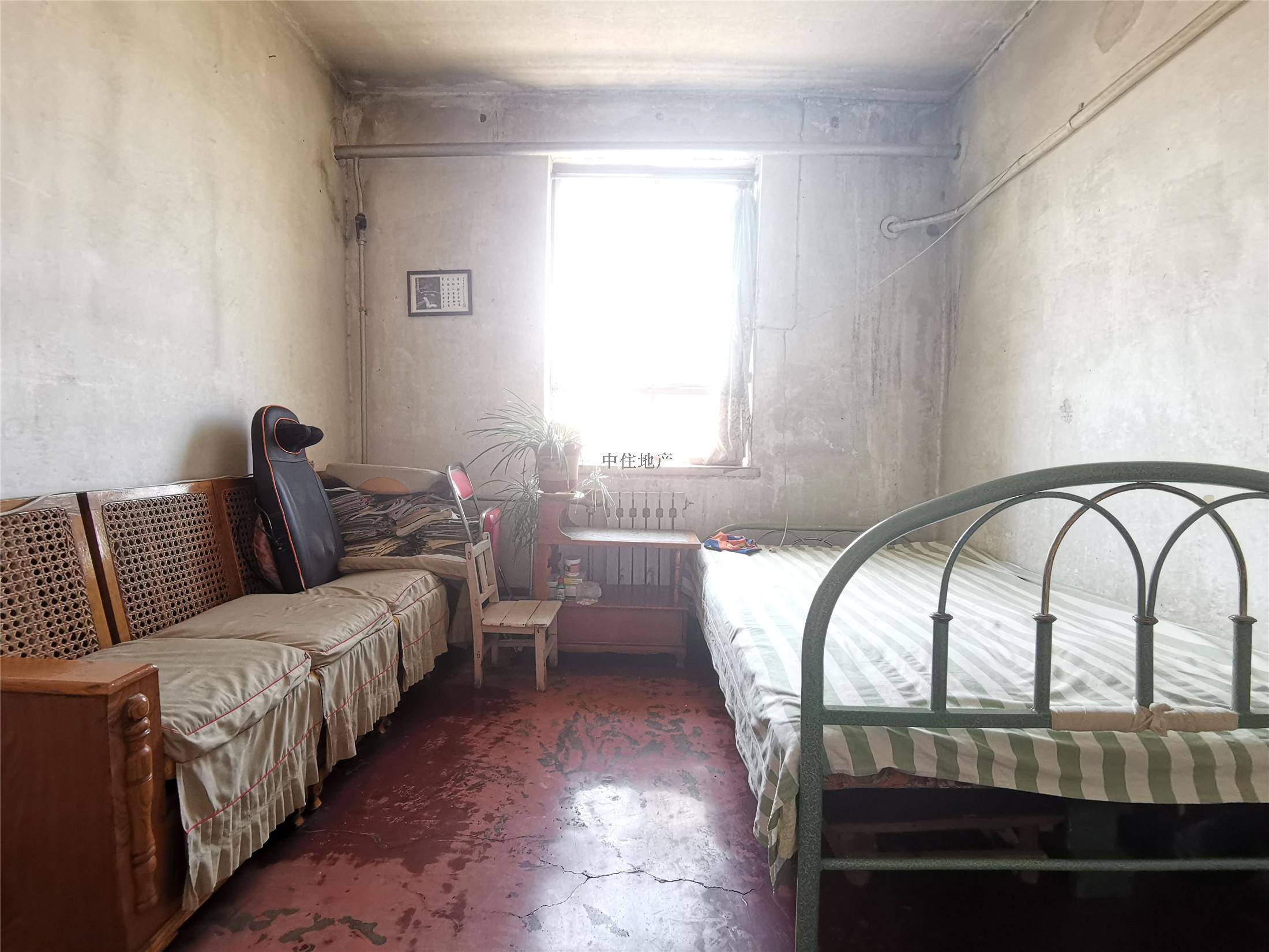 经八路单位宿舍