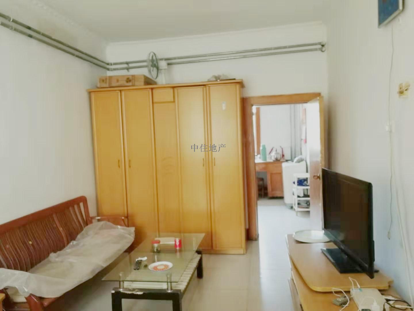 济钢新村中心区