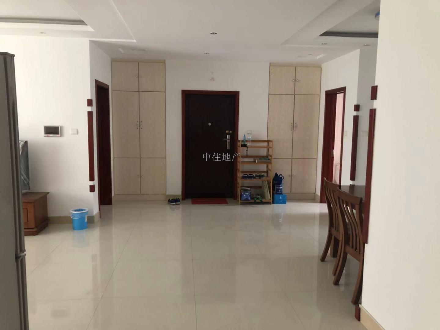 东荷苑