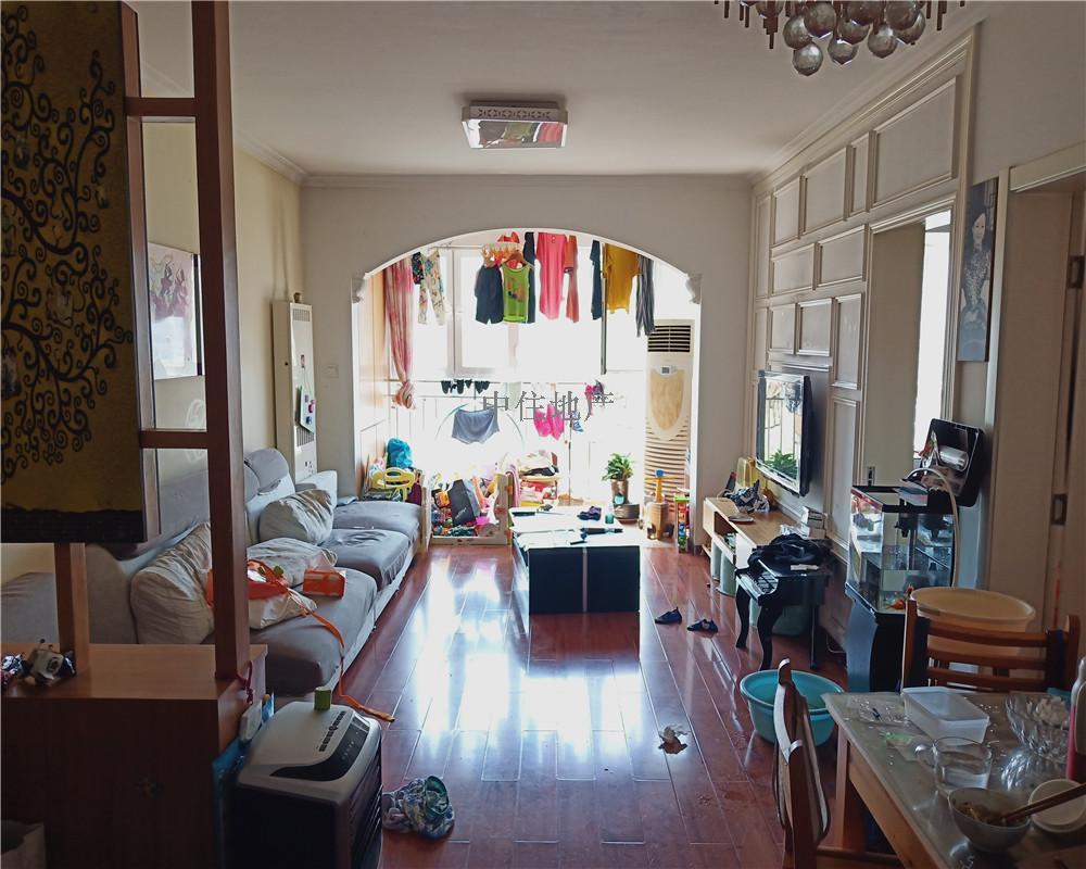  新世界阳光花园 南