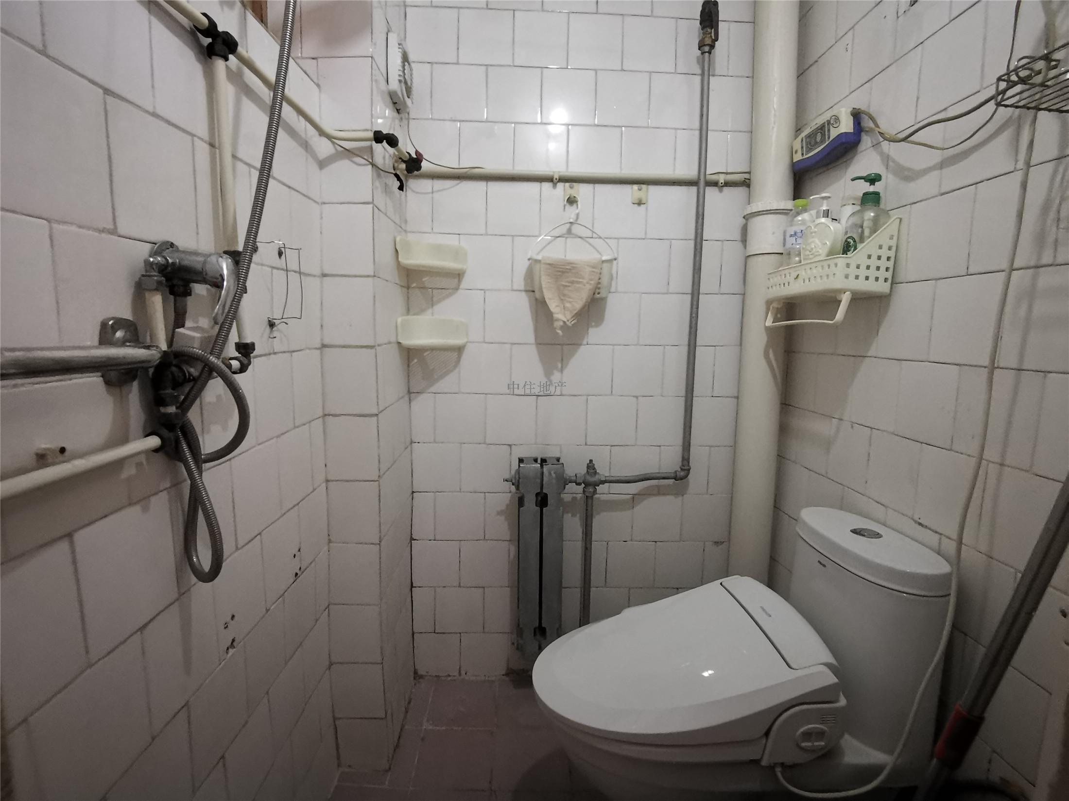 经八路单位宿舍