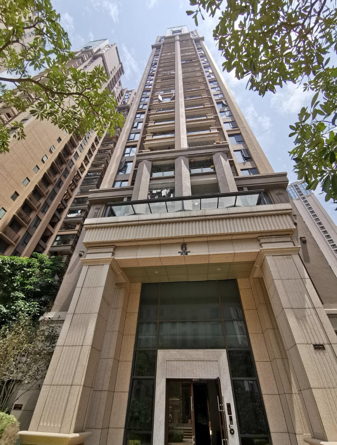 南 中骏天峰 3室2厅