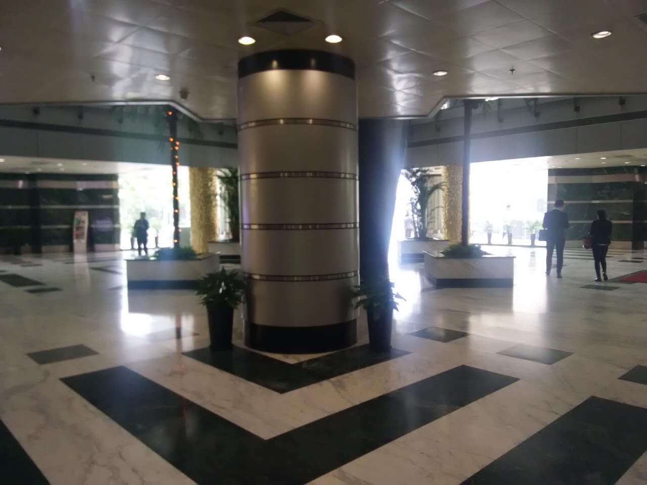 新天国际大厦