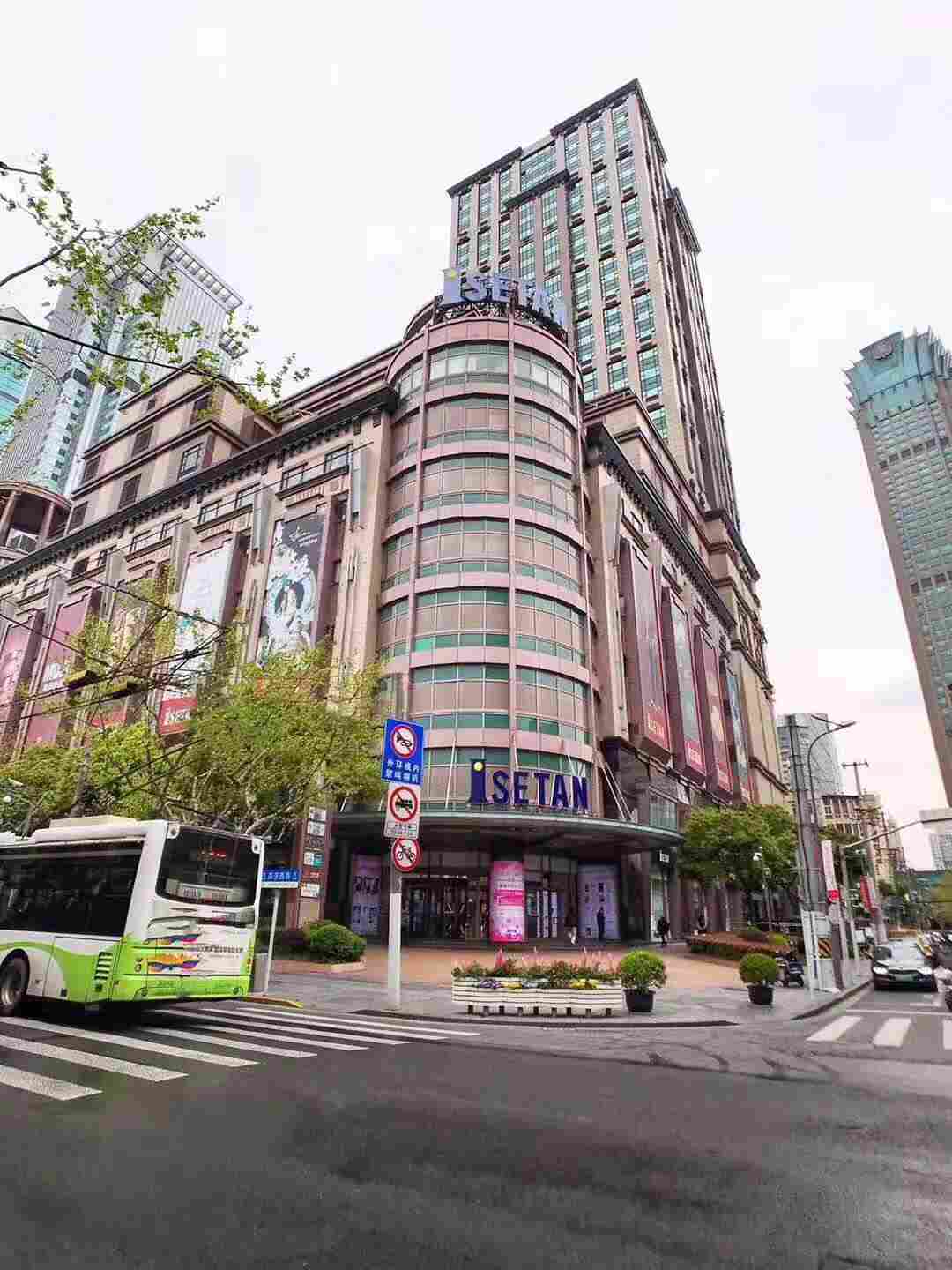 梅龙镇广场