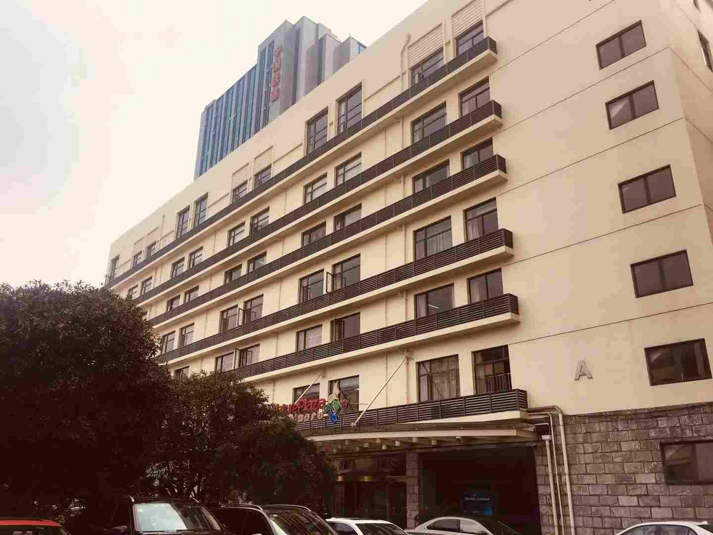蓝天绿地商务广场