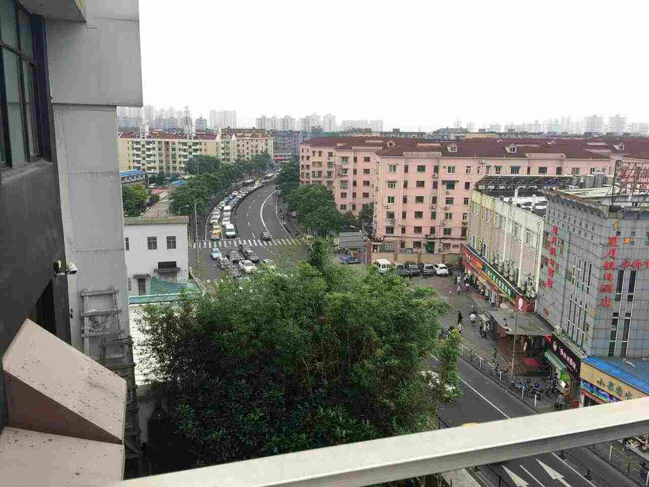 漕河泾易园