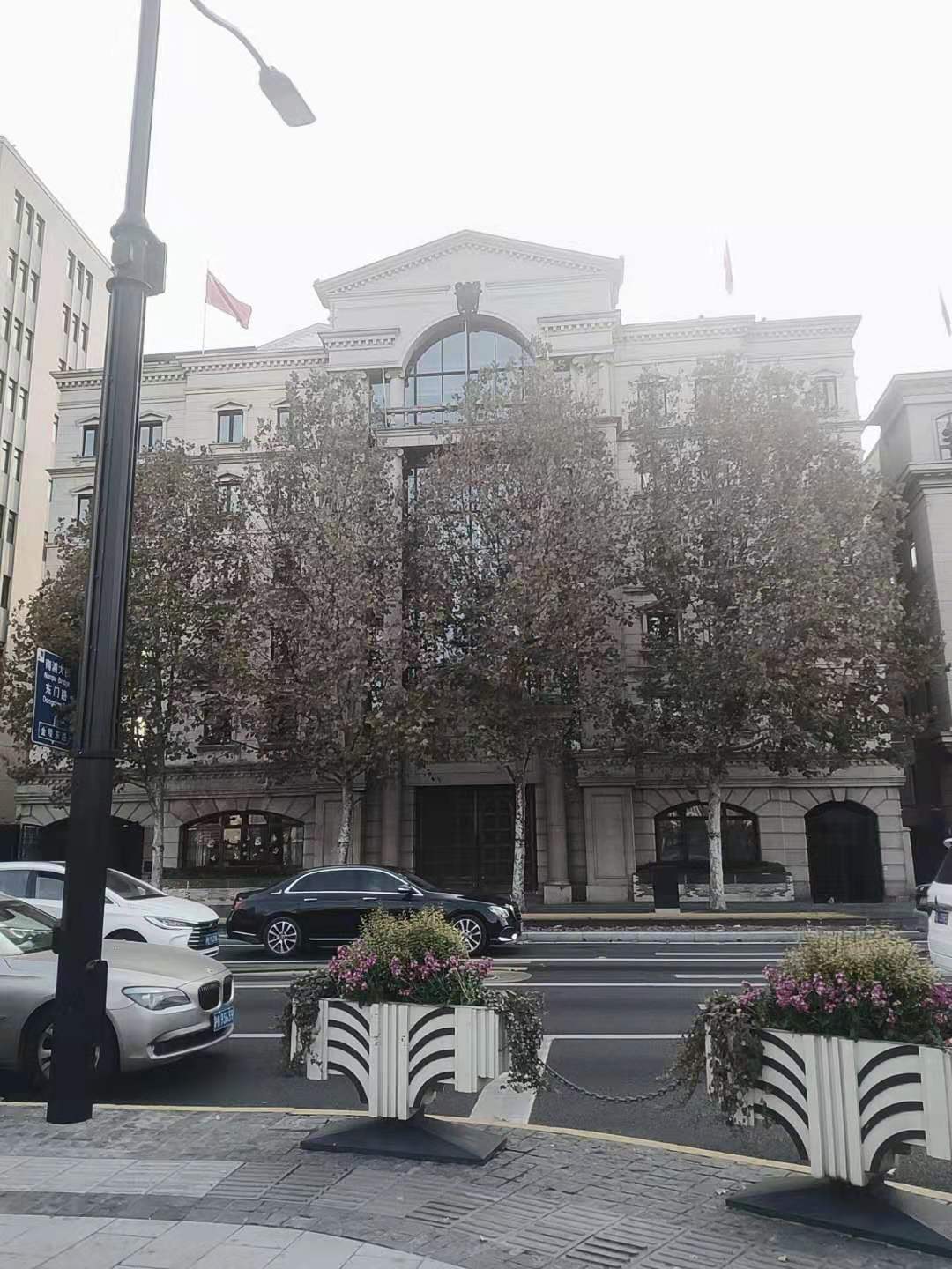 德必外滩8号