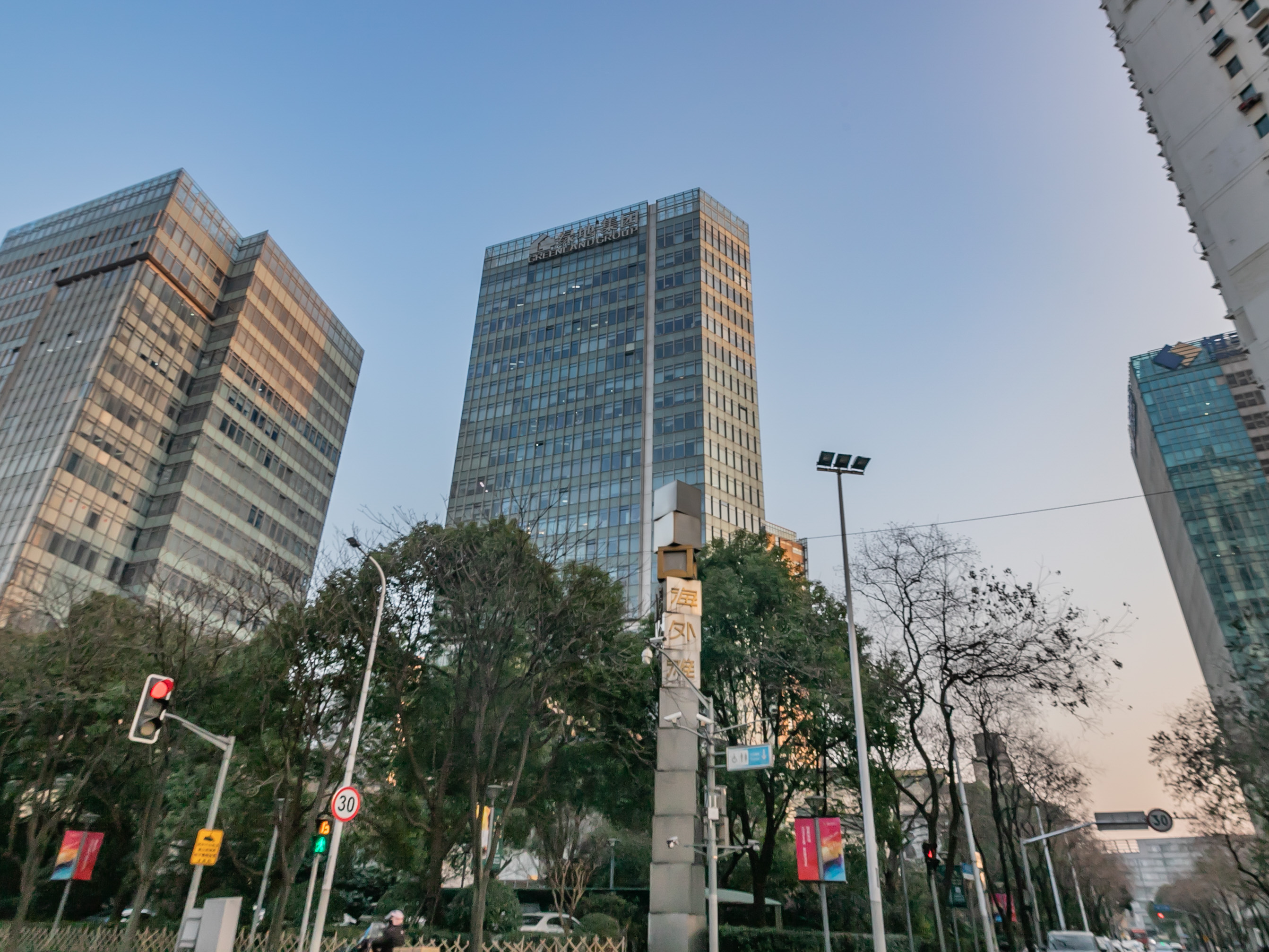 绿地海外滩