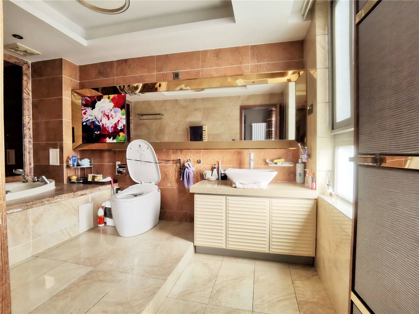 鲁能领秀城C区（八区）