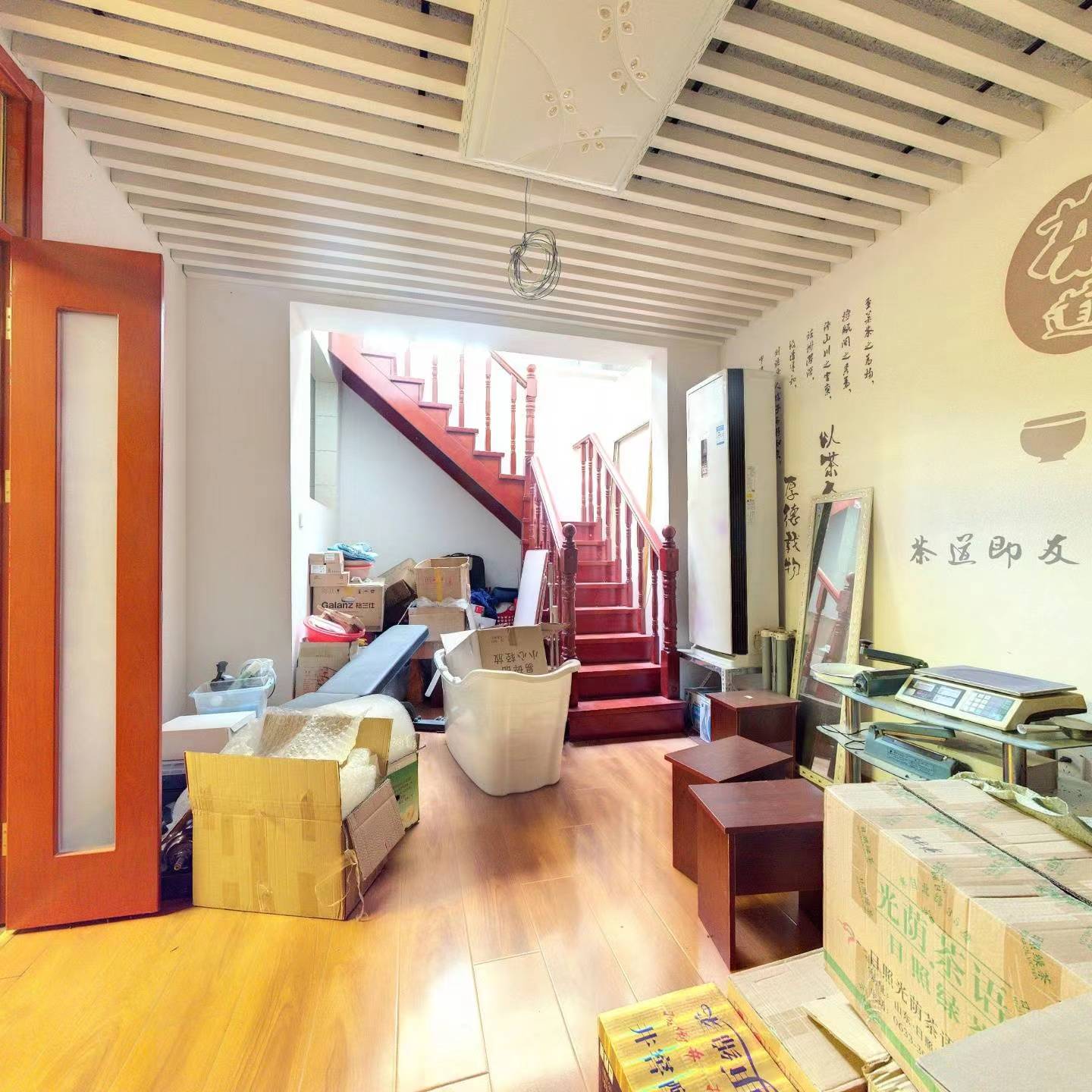  绿地隆悦公馆 南北