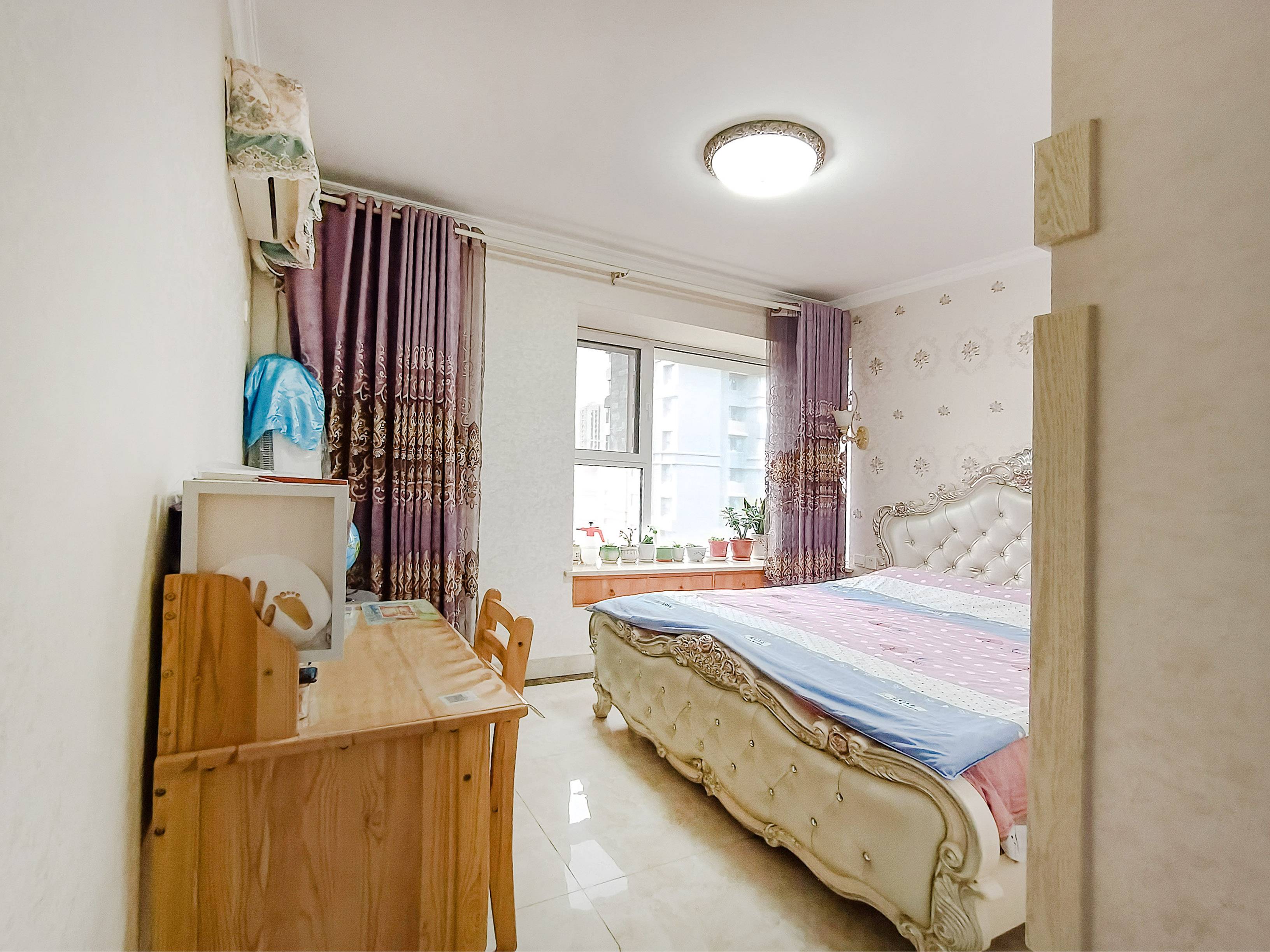 天鸿万象新天理想郡