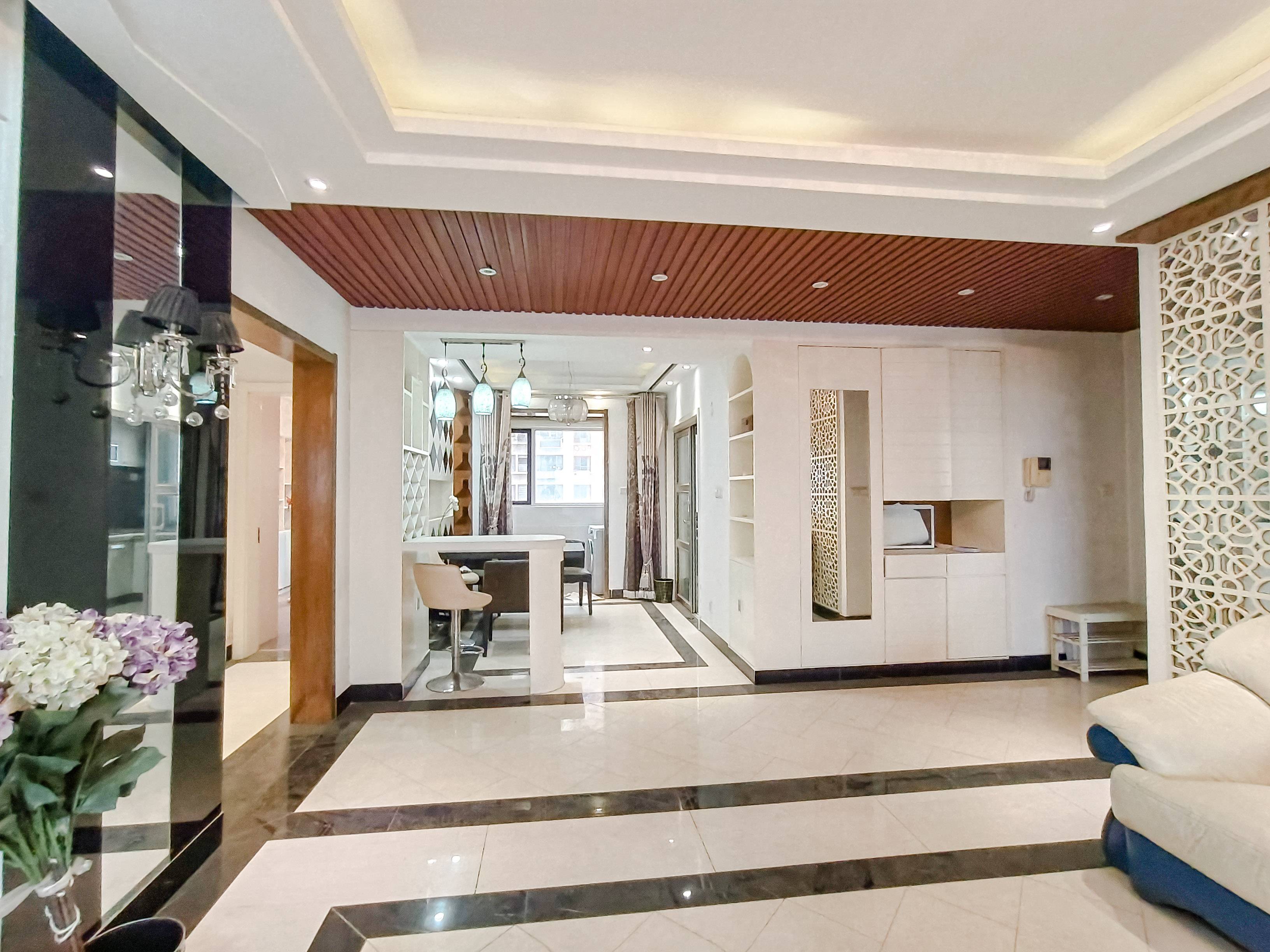 天鸿万象新天四区