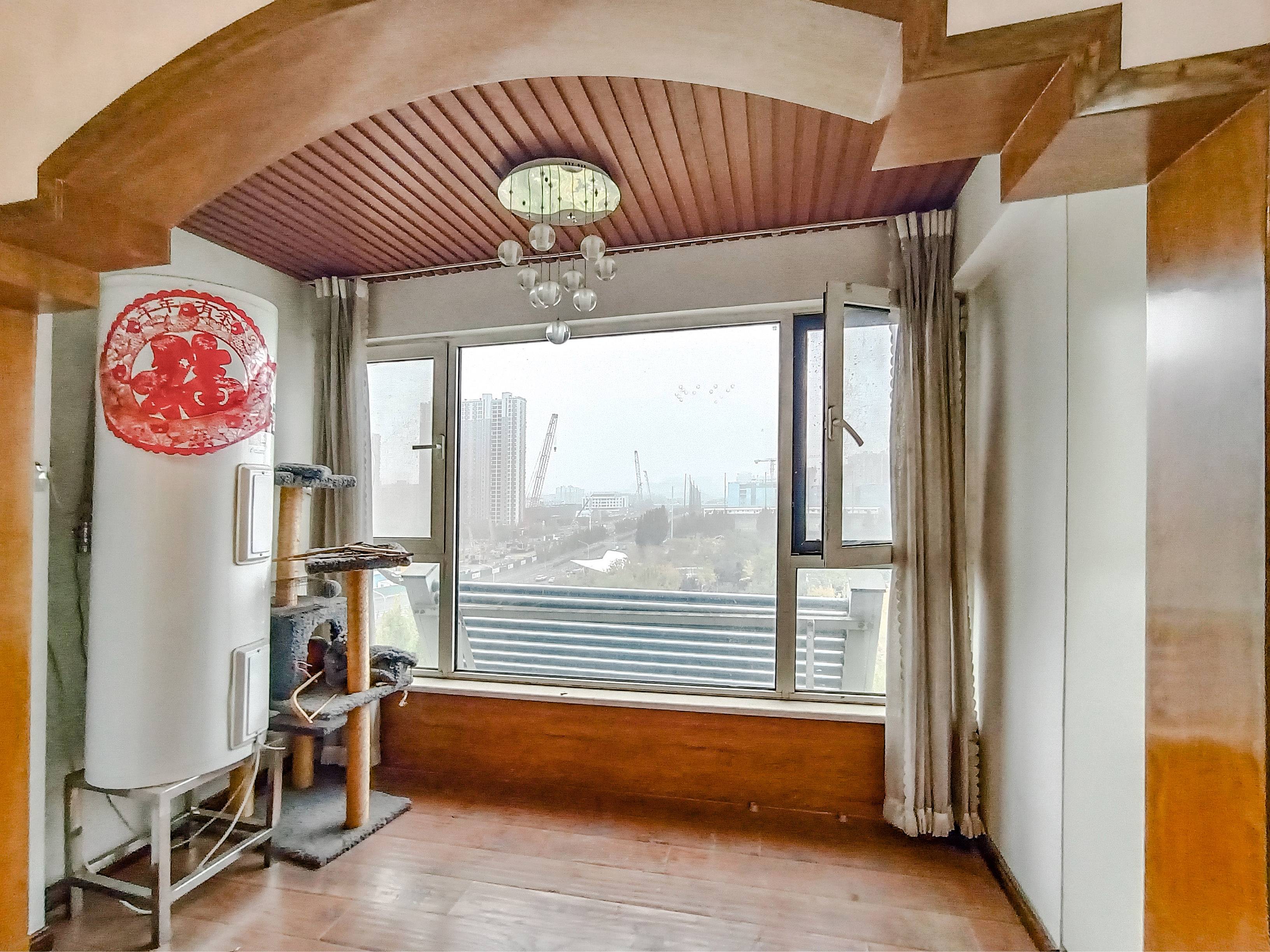 天鸿万象新天四区