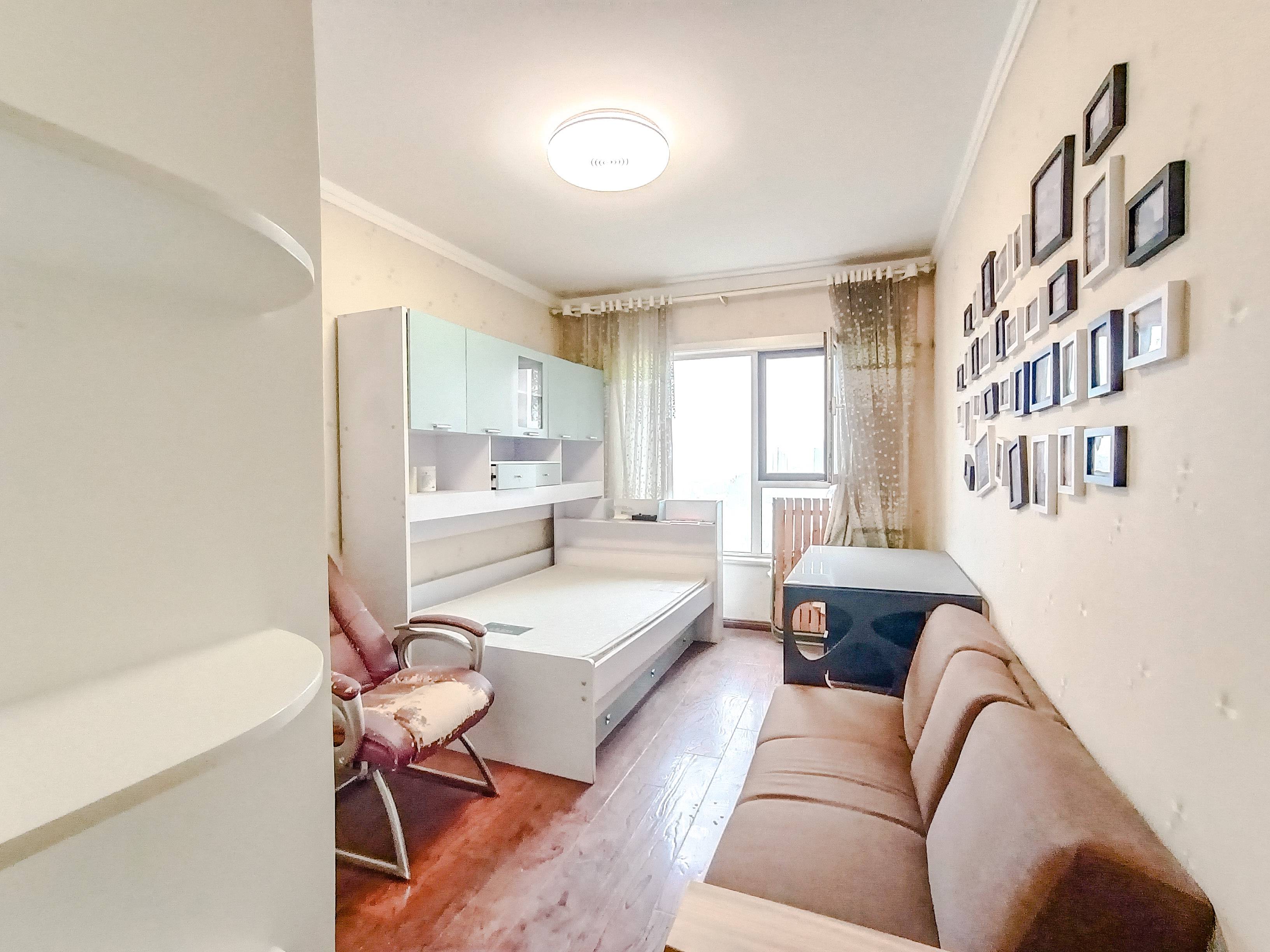 天鸿万象新天四区