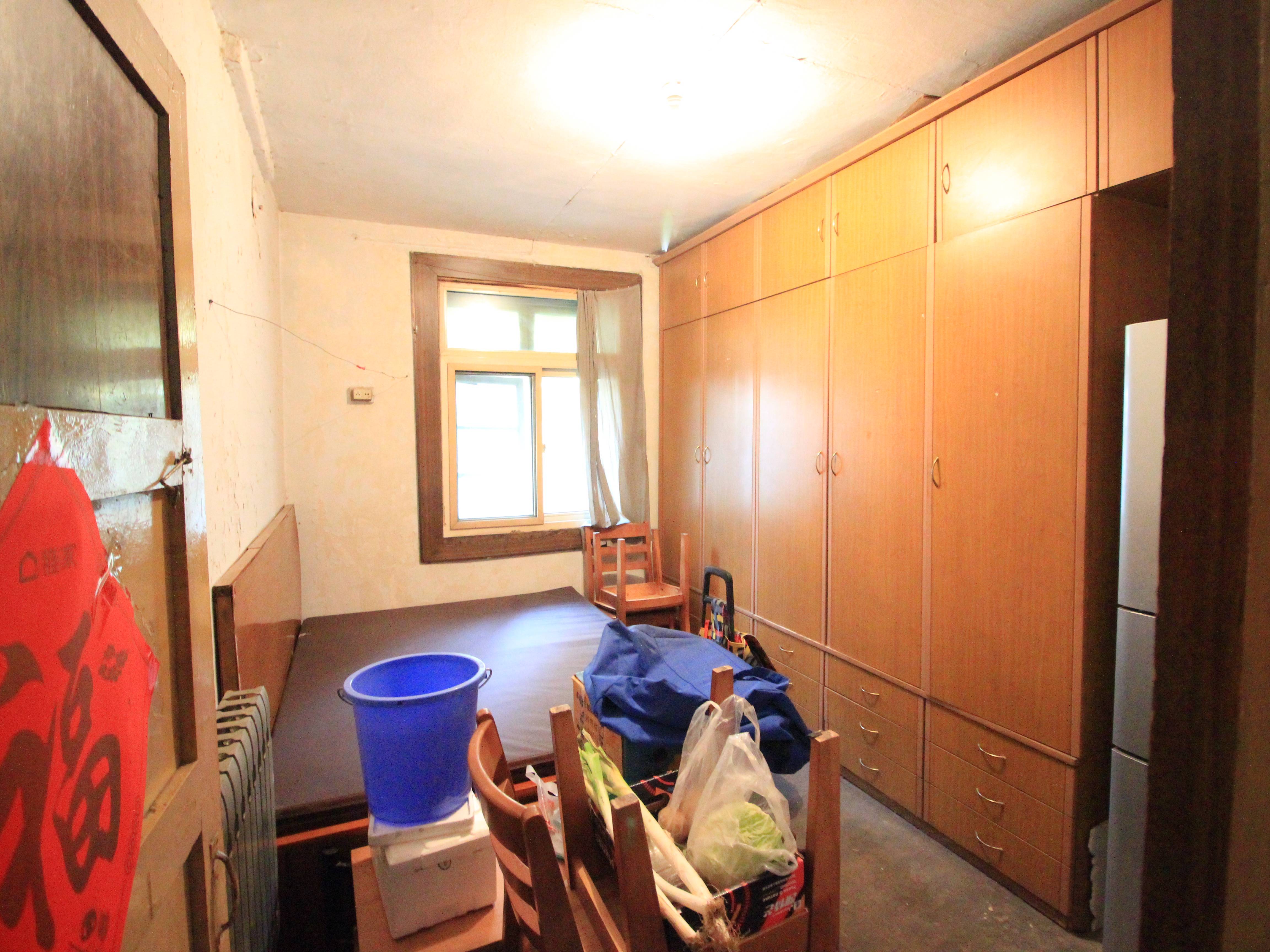 万盛街单位宿舍