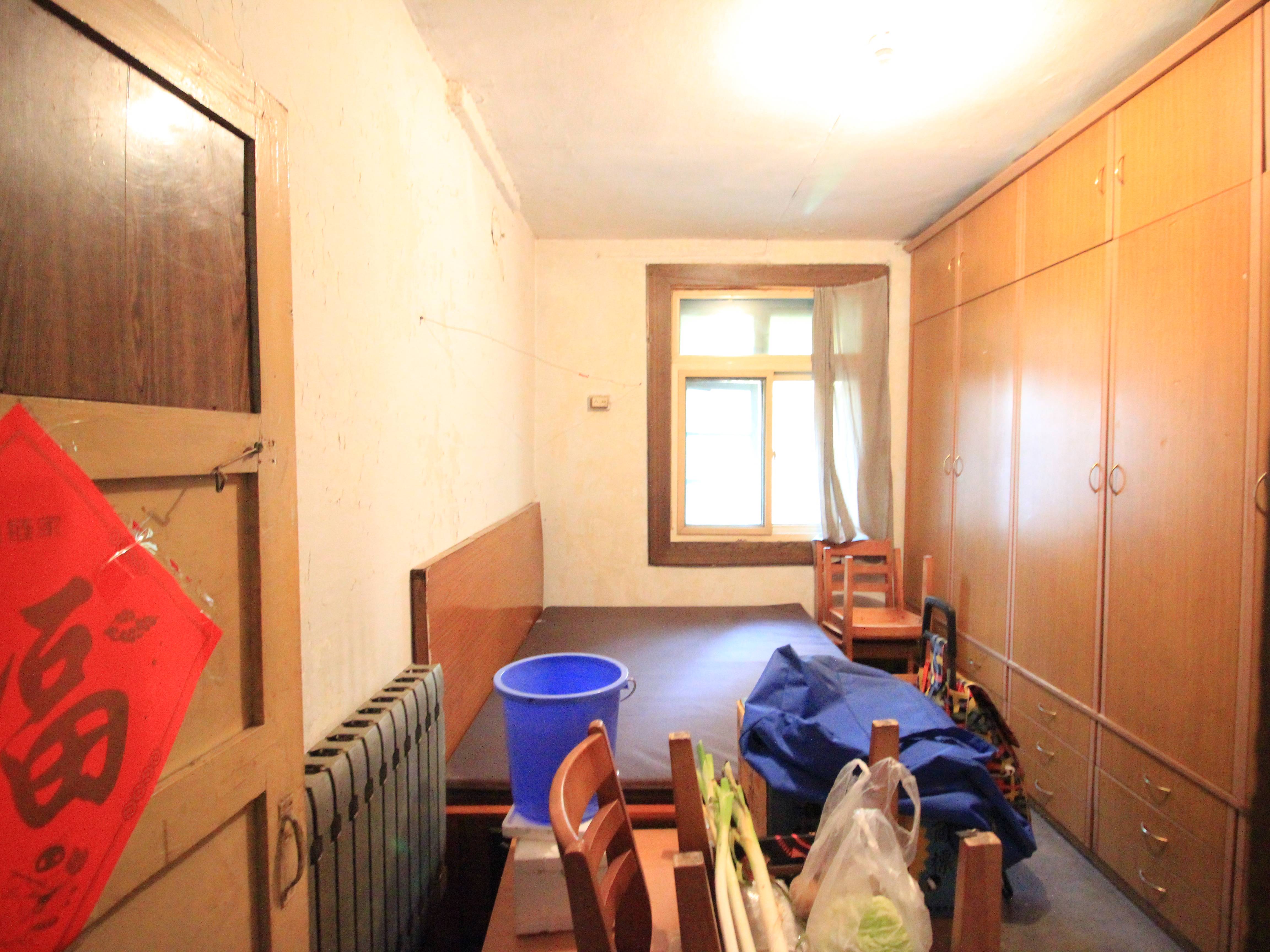 万盛街单位宿舍