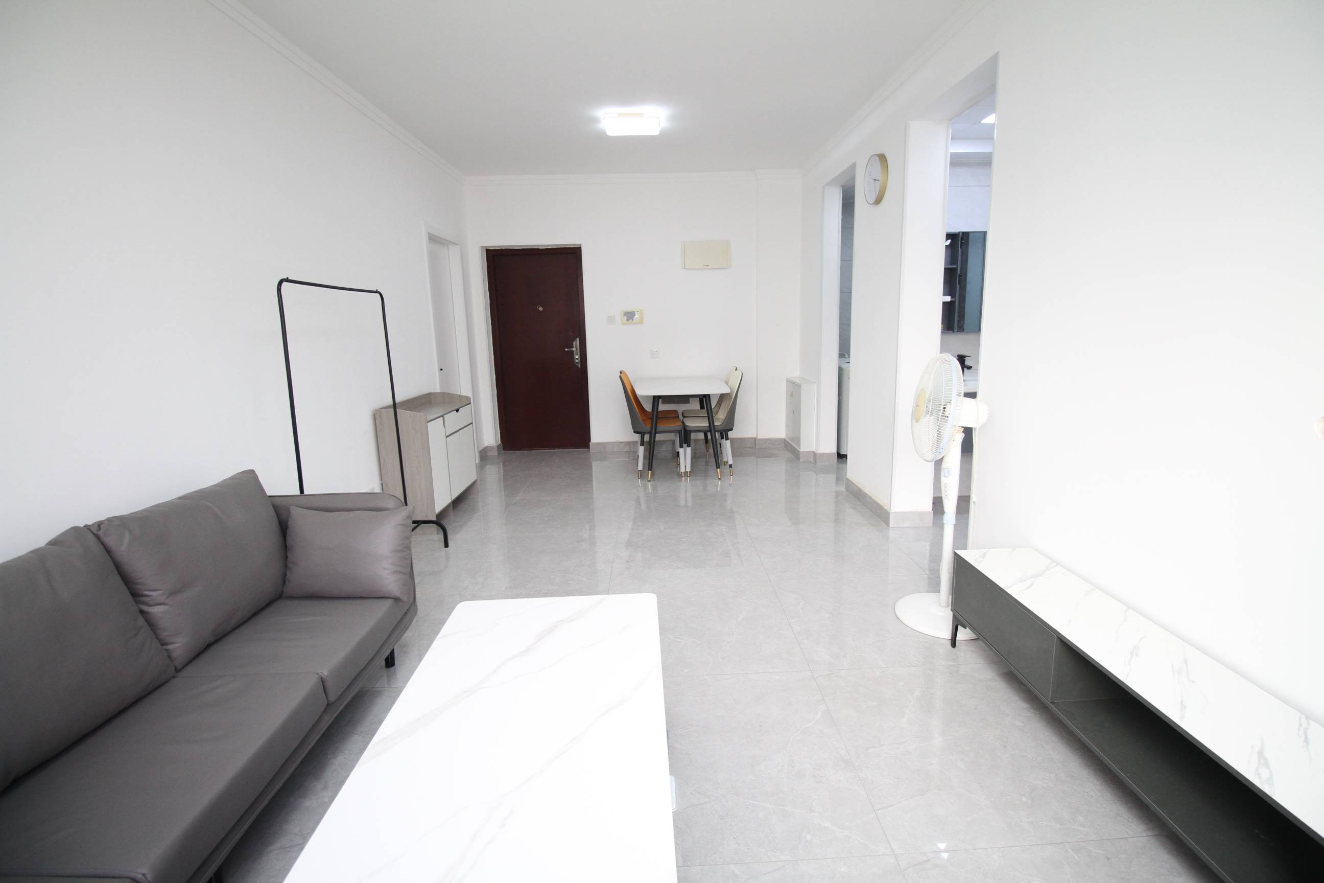  重汽翡翠清河 南北