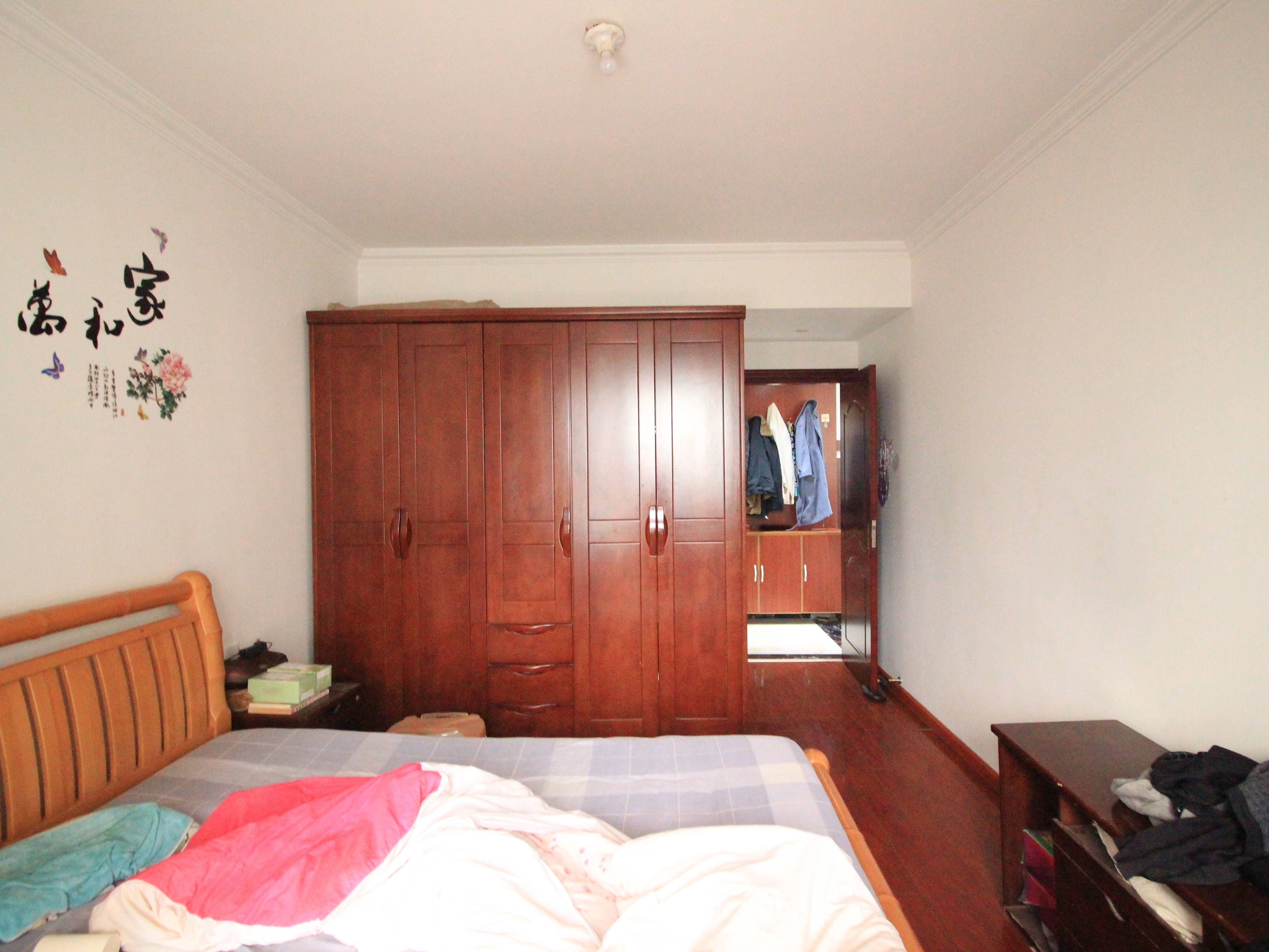 绿地新里梵尔赛公馆