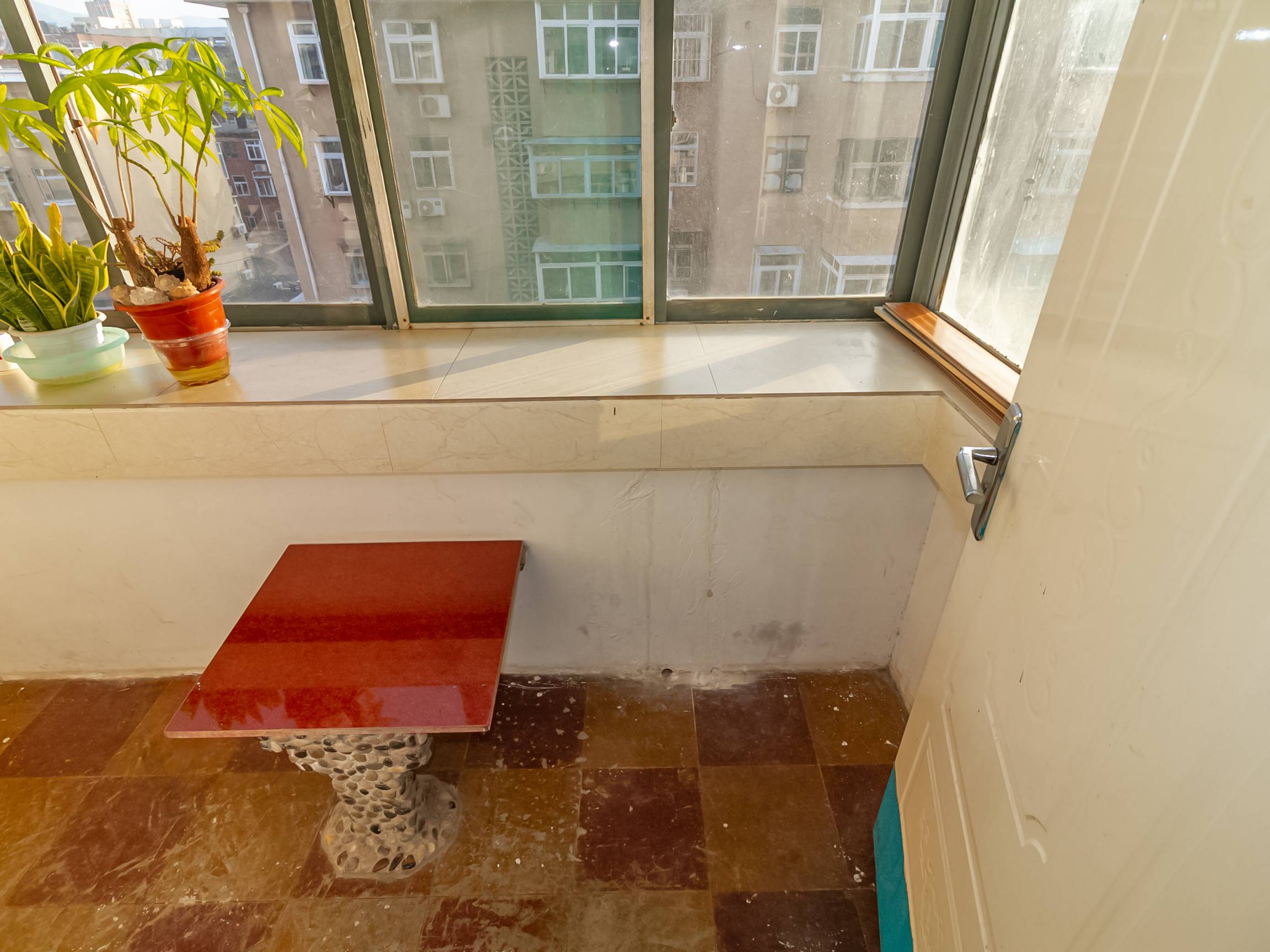 制锦市乐安街小区