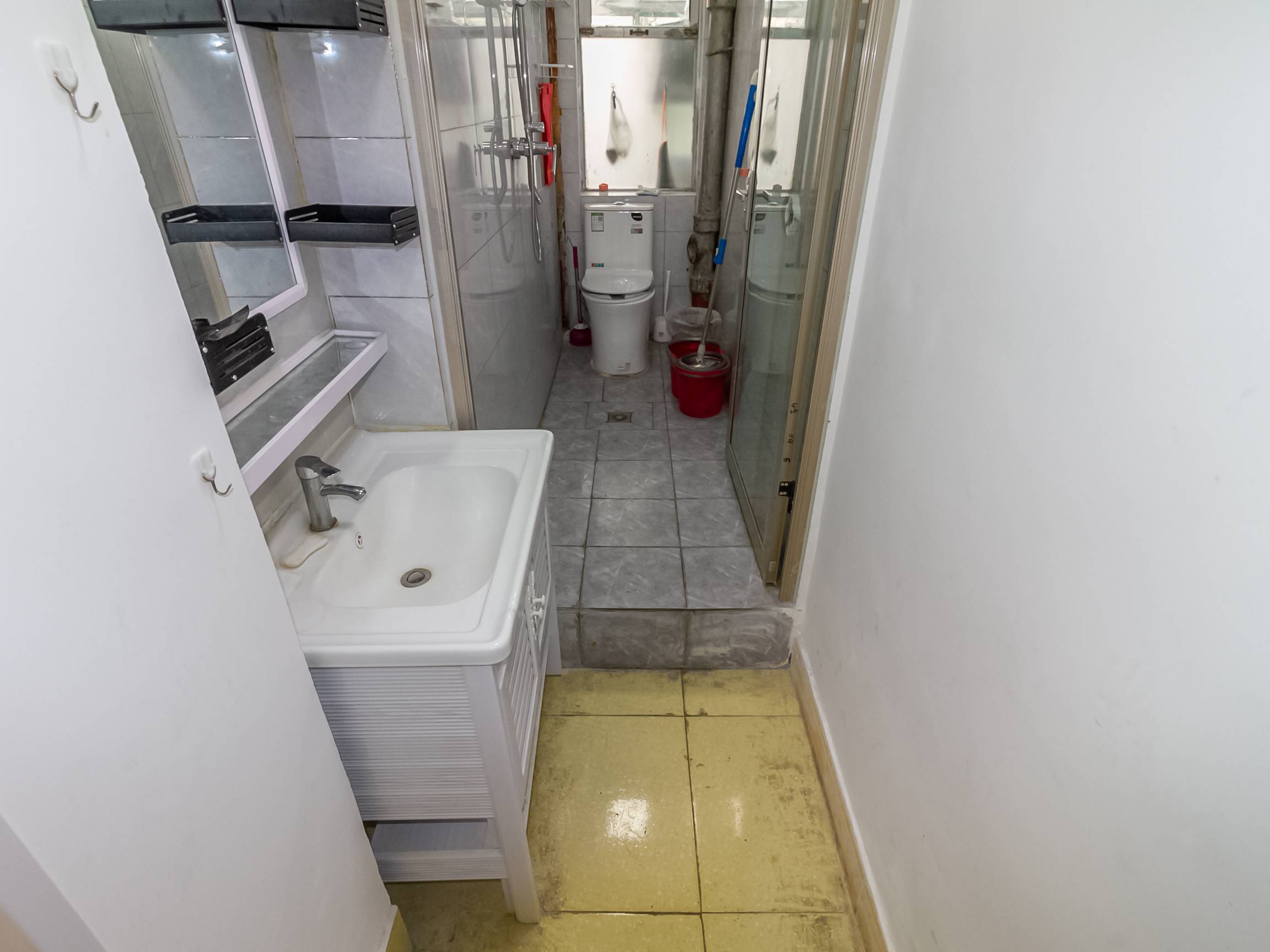 经六路单位宿舍