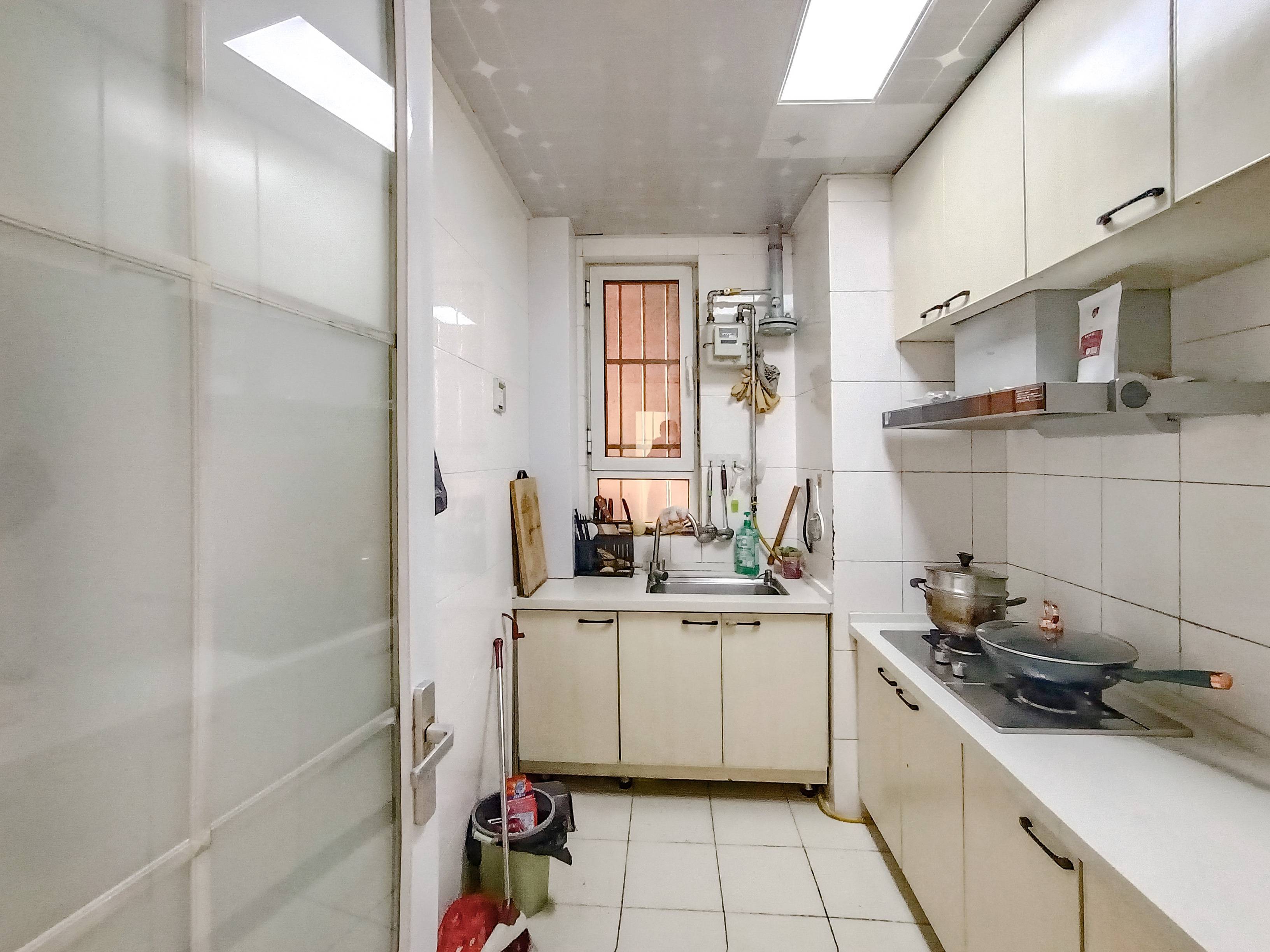 天鸿万象新天理想郡