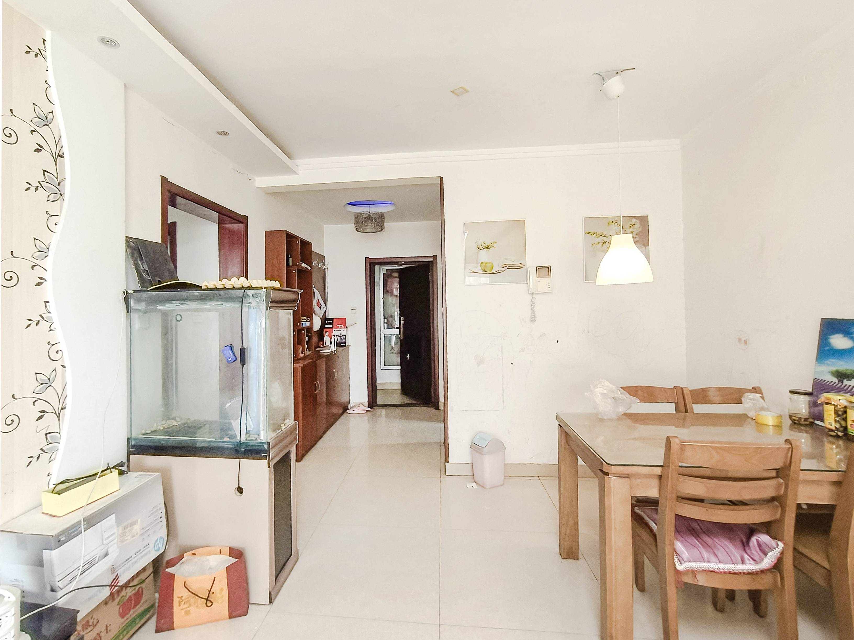 天鸿万象新天四区