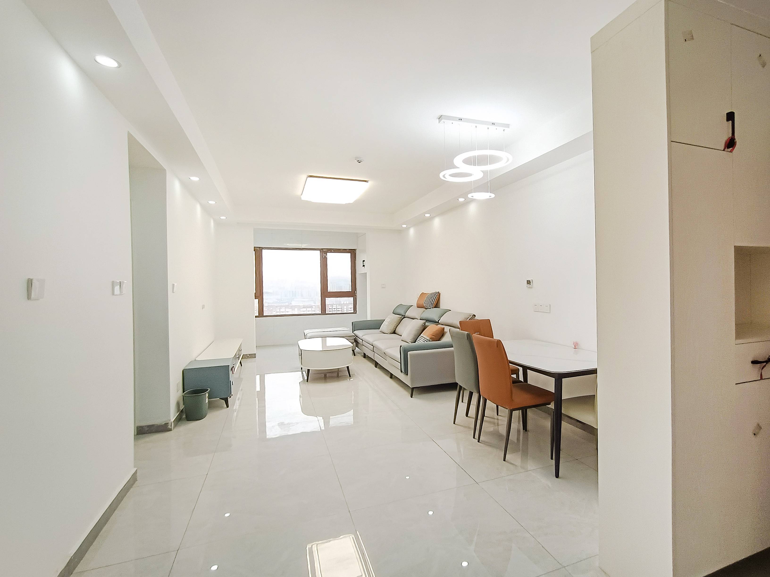 天鸿万象新天公园大道