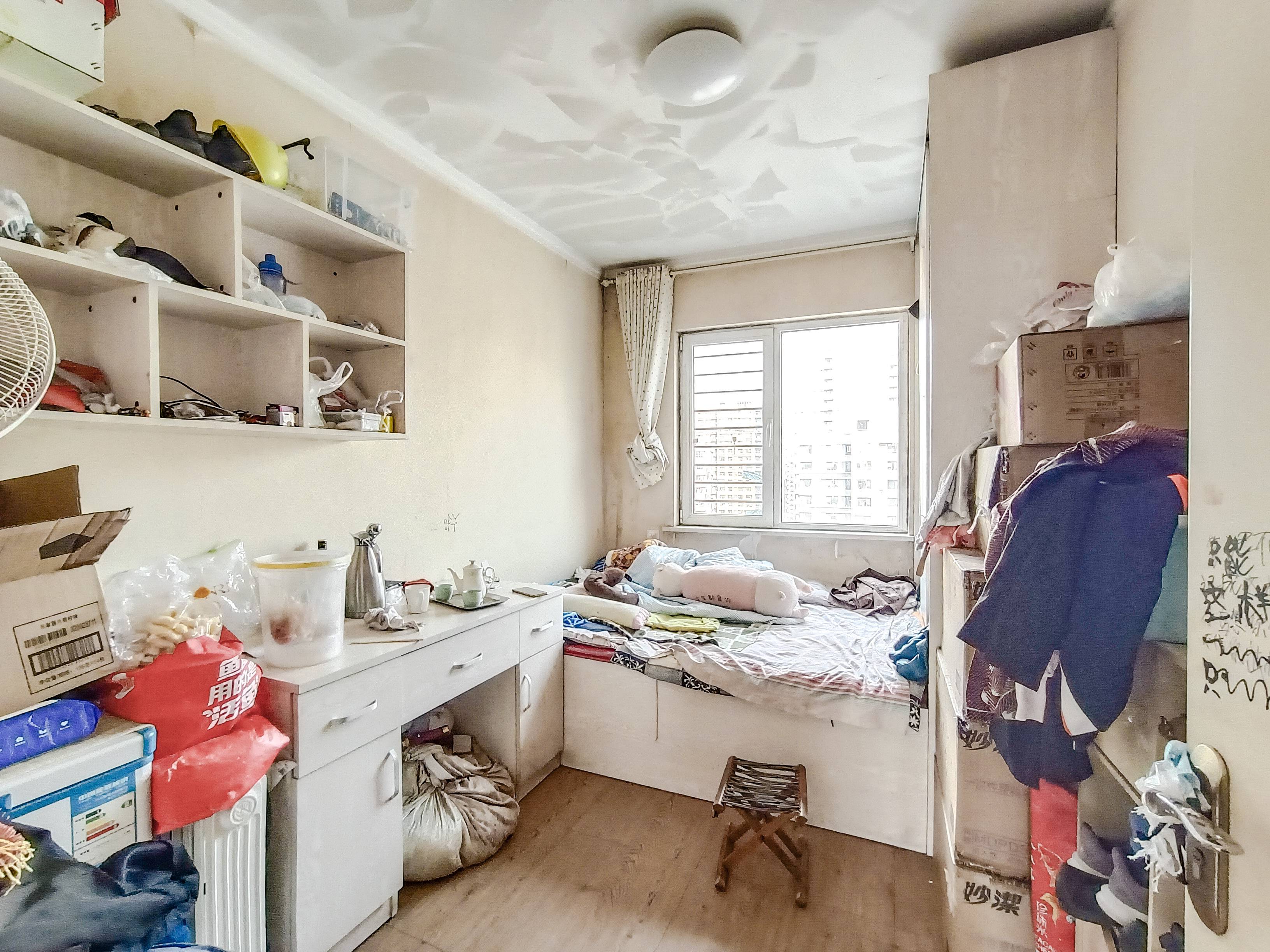 天鸿万象新天四区