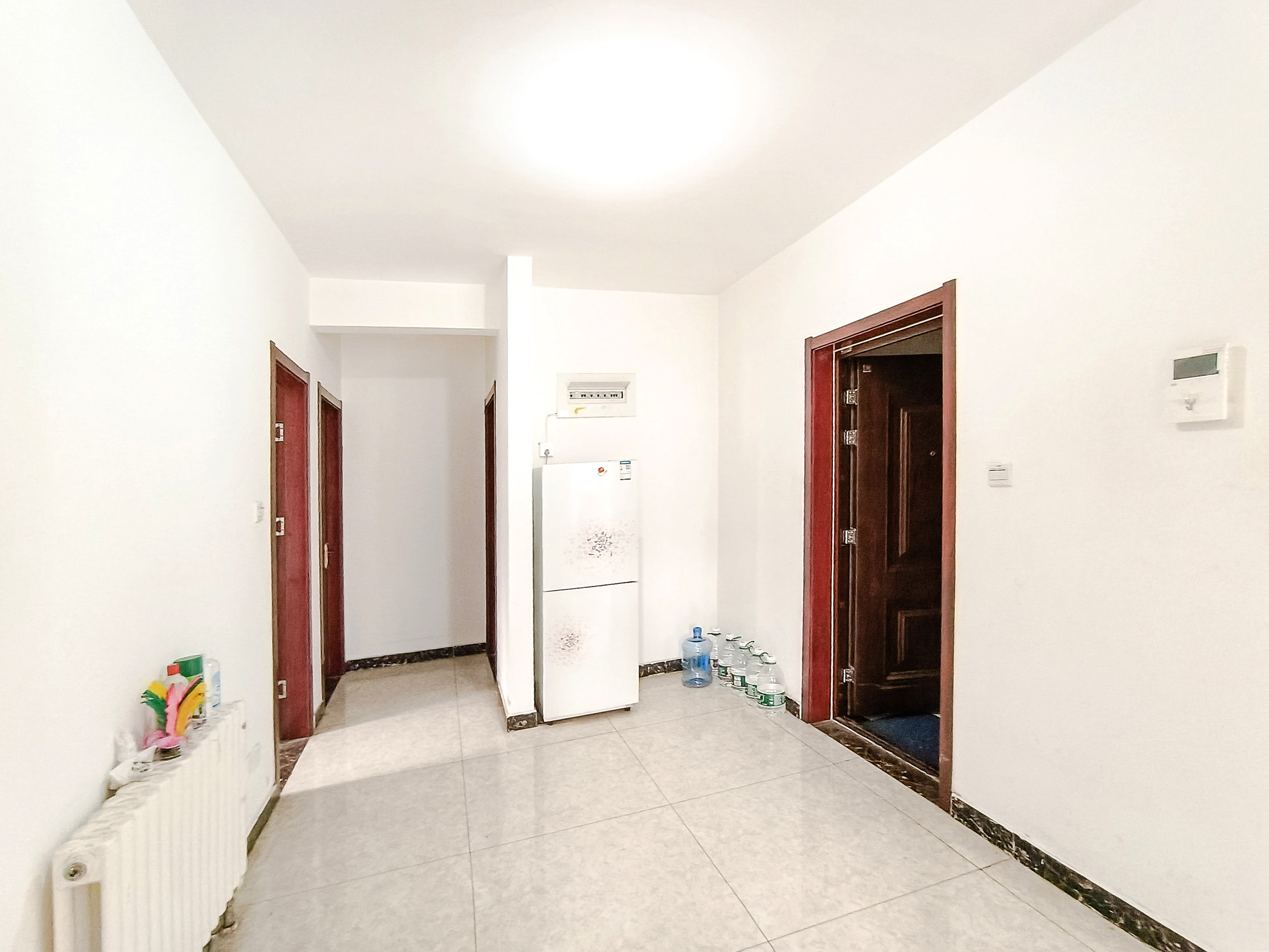 天鸿万象新天万卷府