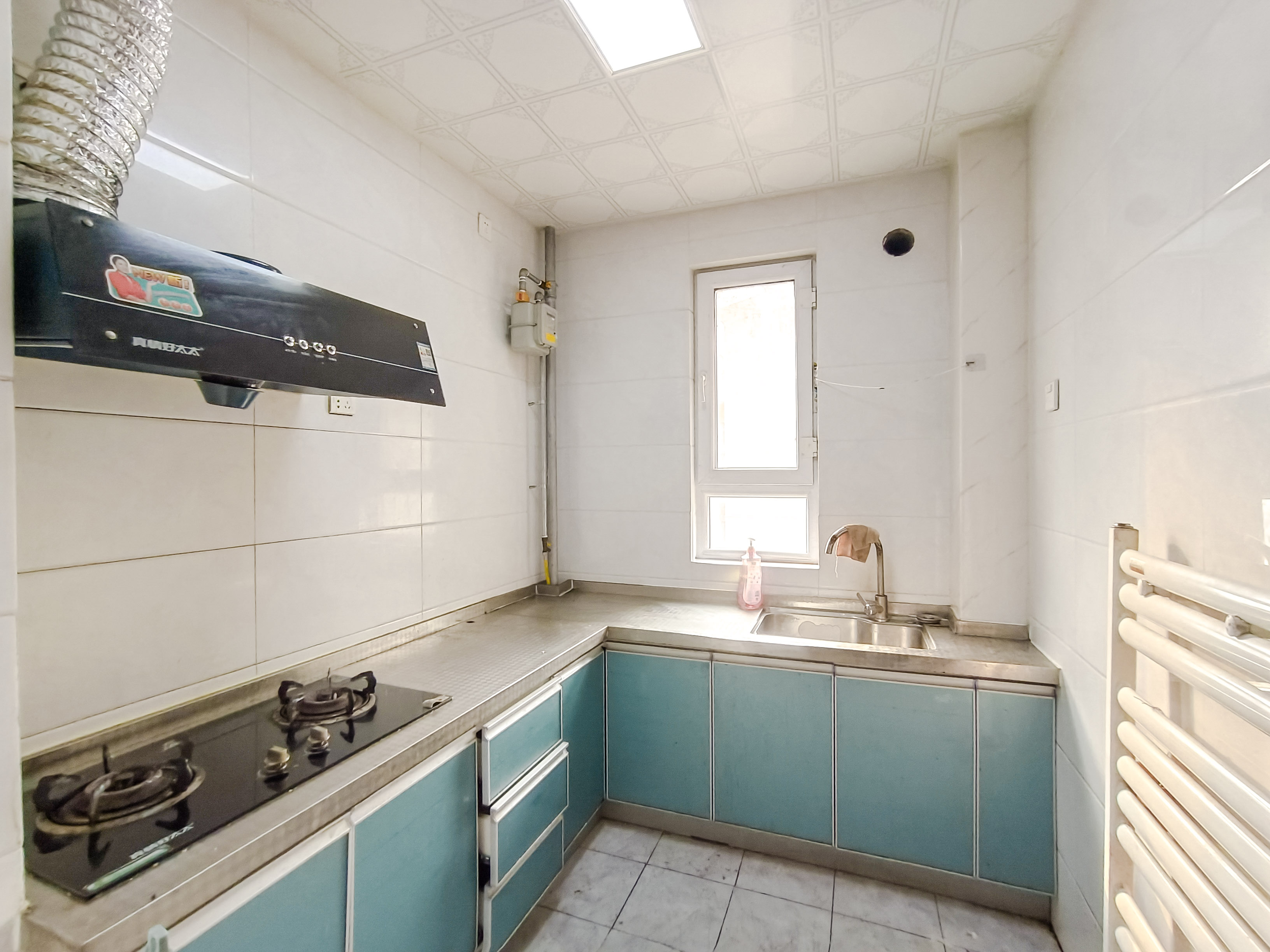 天鸿万象新天万卷府