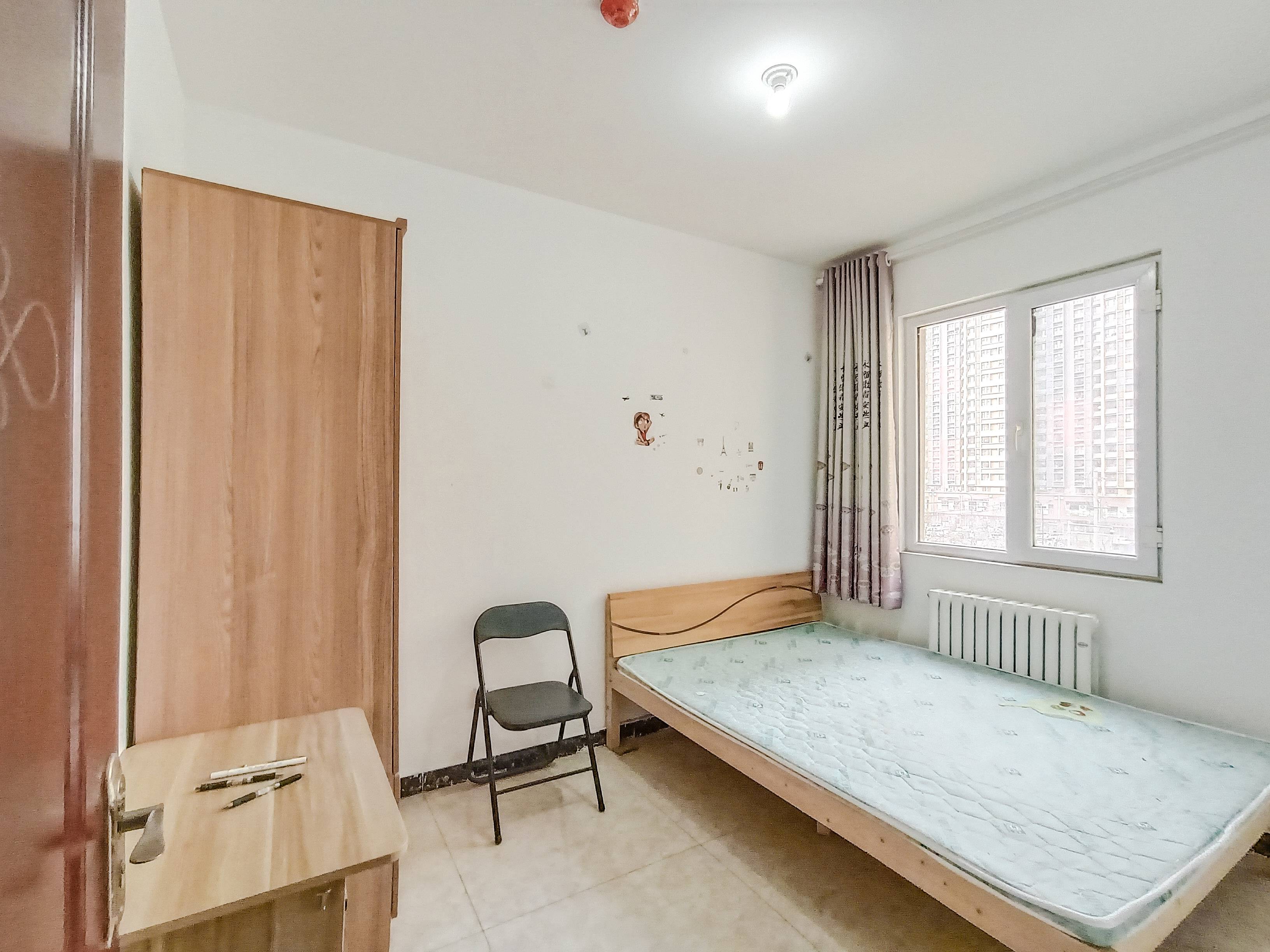 天鸿万象新天万卷府