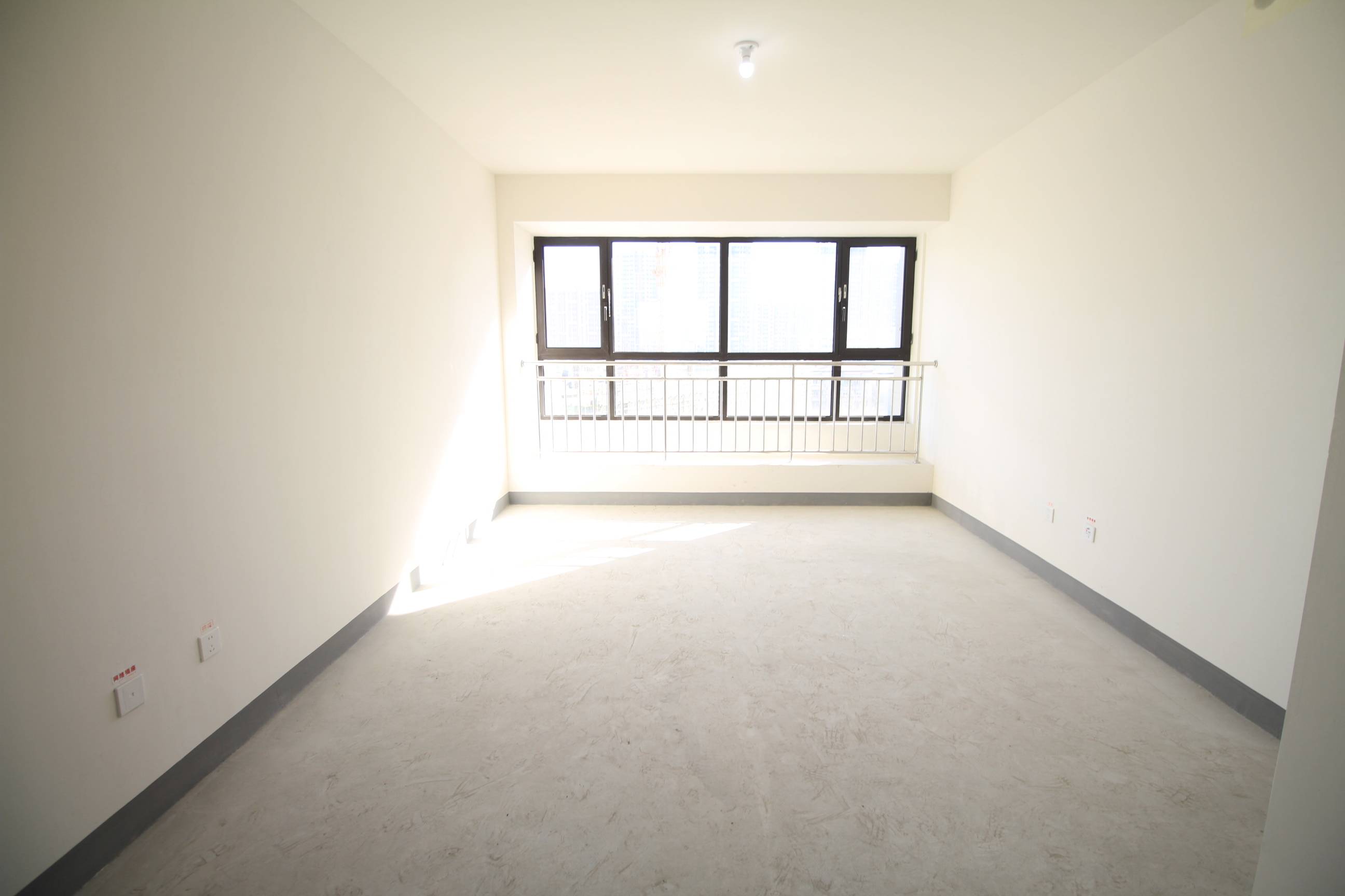  绿城明月风荷 南北