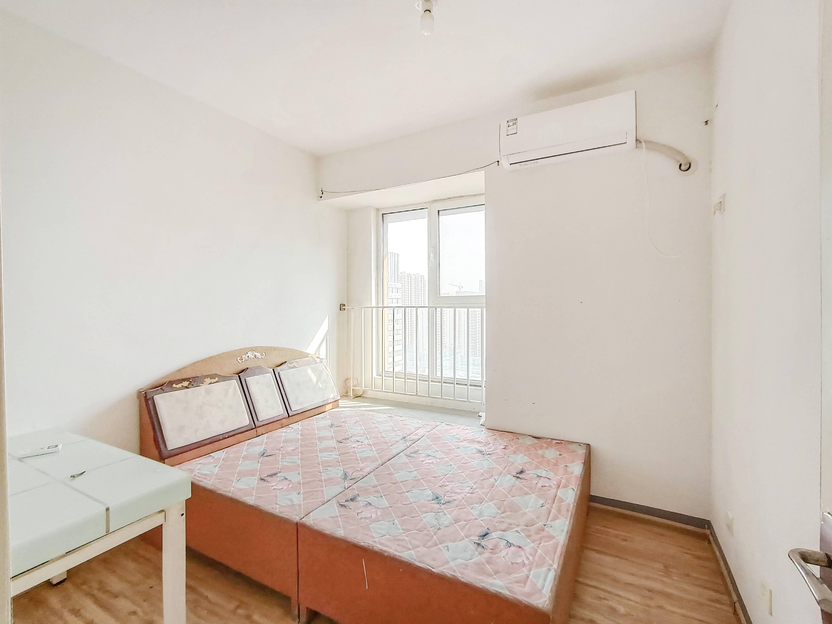 天鸿万象新天理想郡